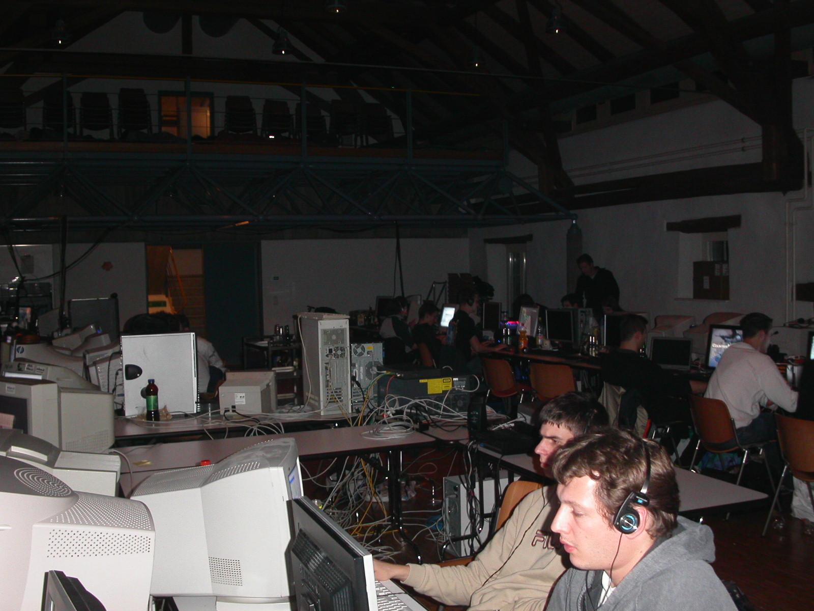 2004-11-12 - SIFF-LAN - 007