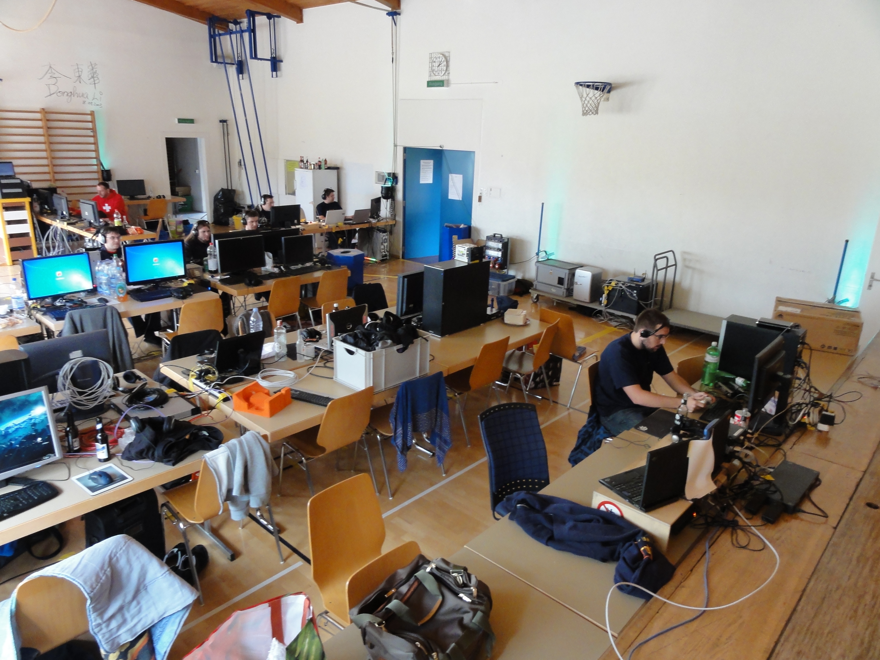 2010-10-30 - DreamLAN 12 - 011