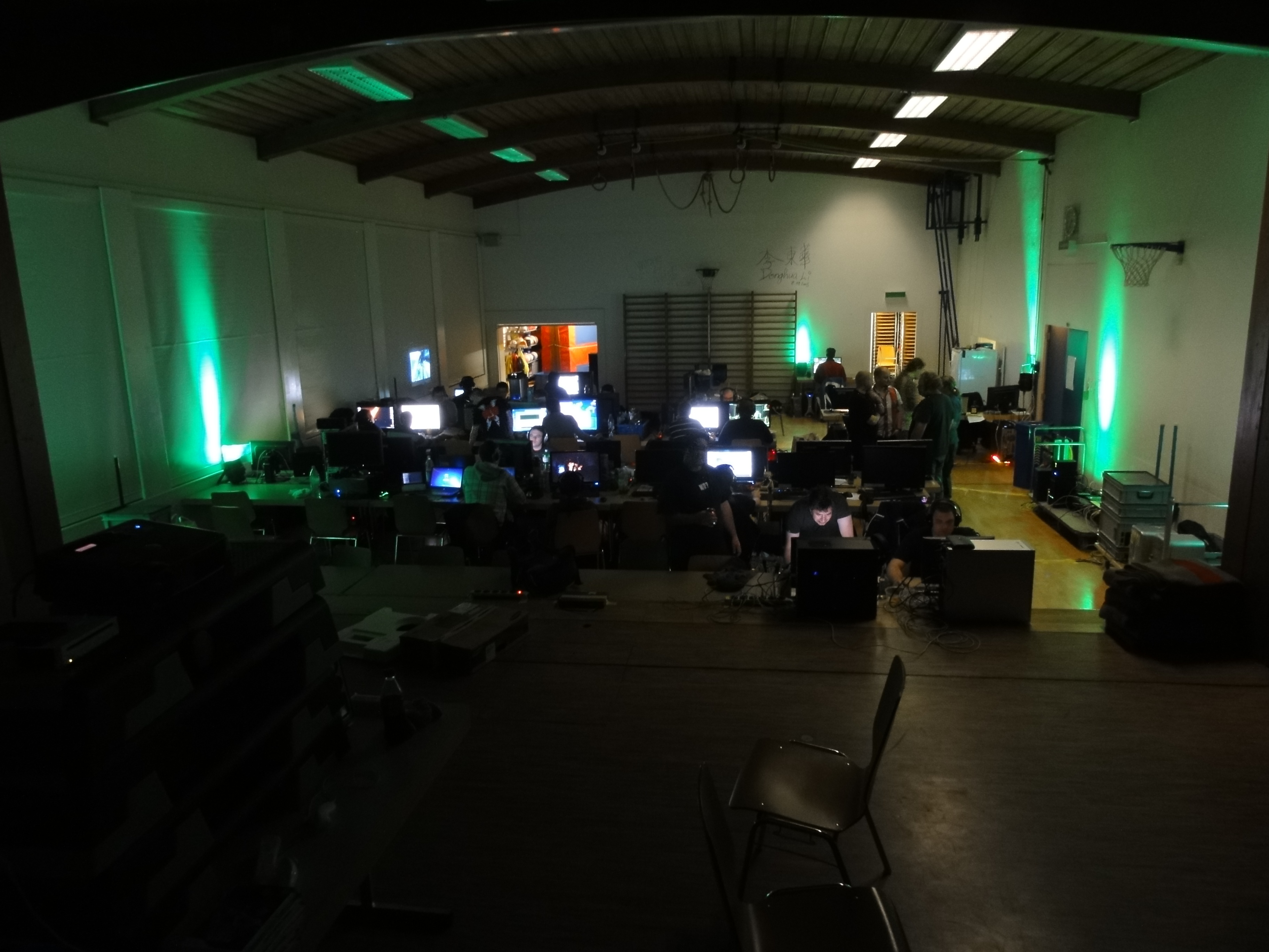 2011-11-26 - DreamLAN 14 - 003