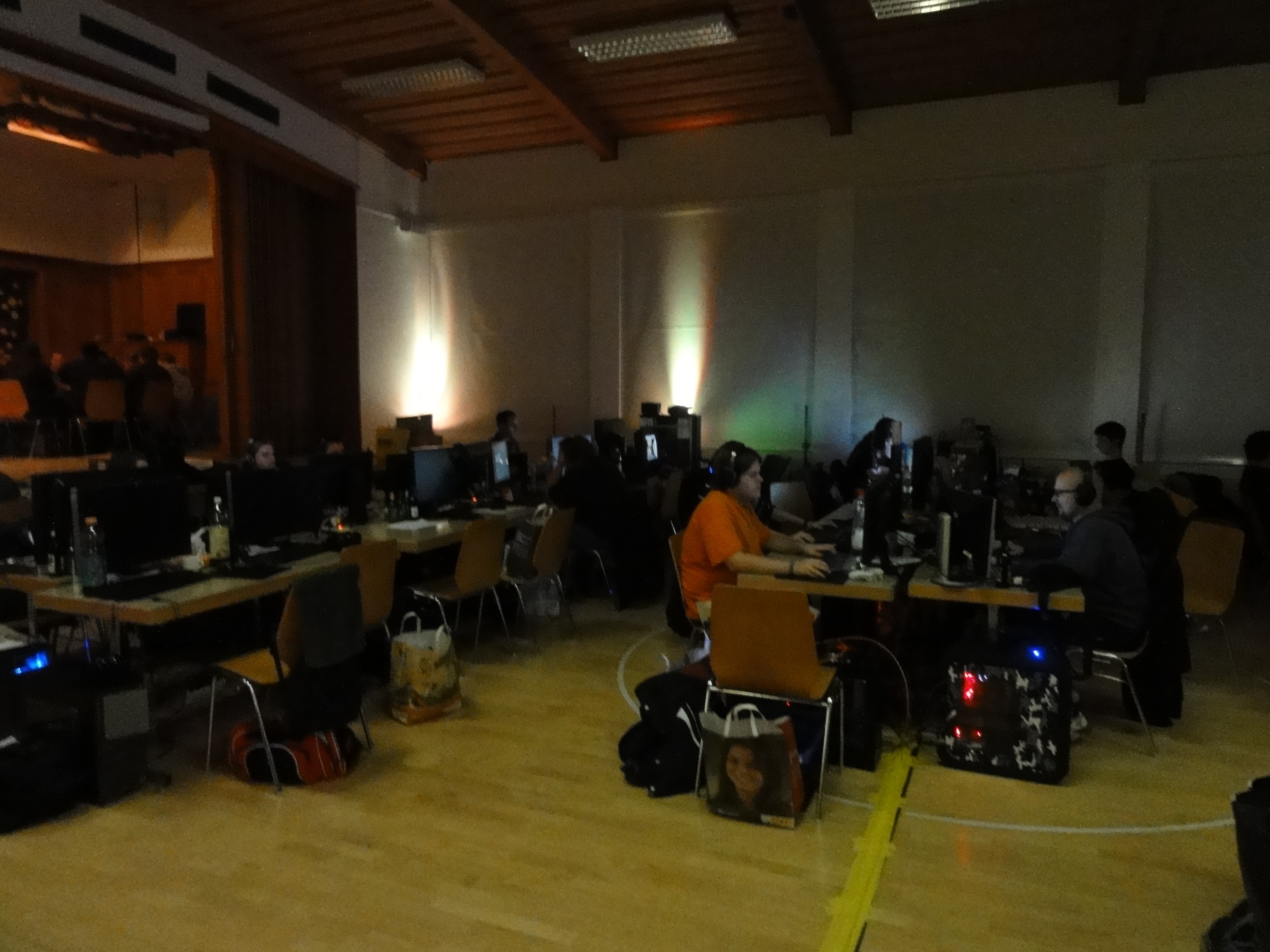 2011-11-26 - DreamLAN 14 - 012