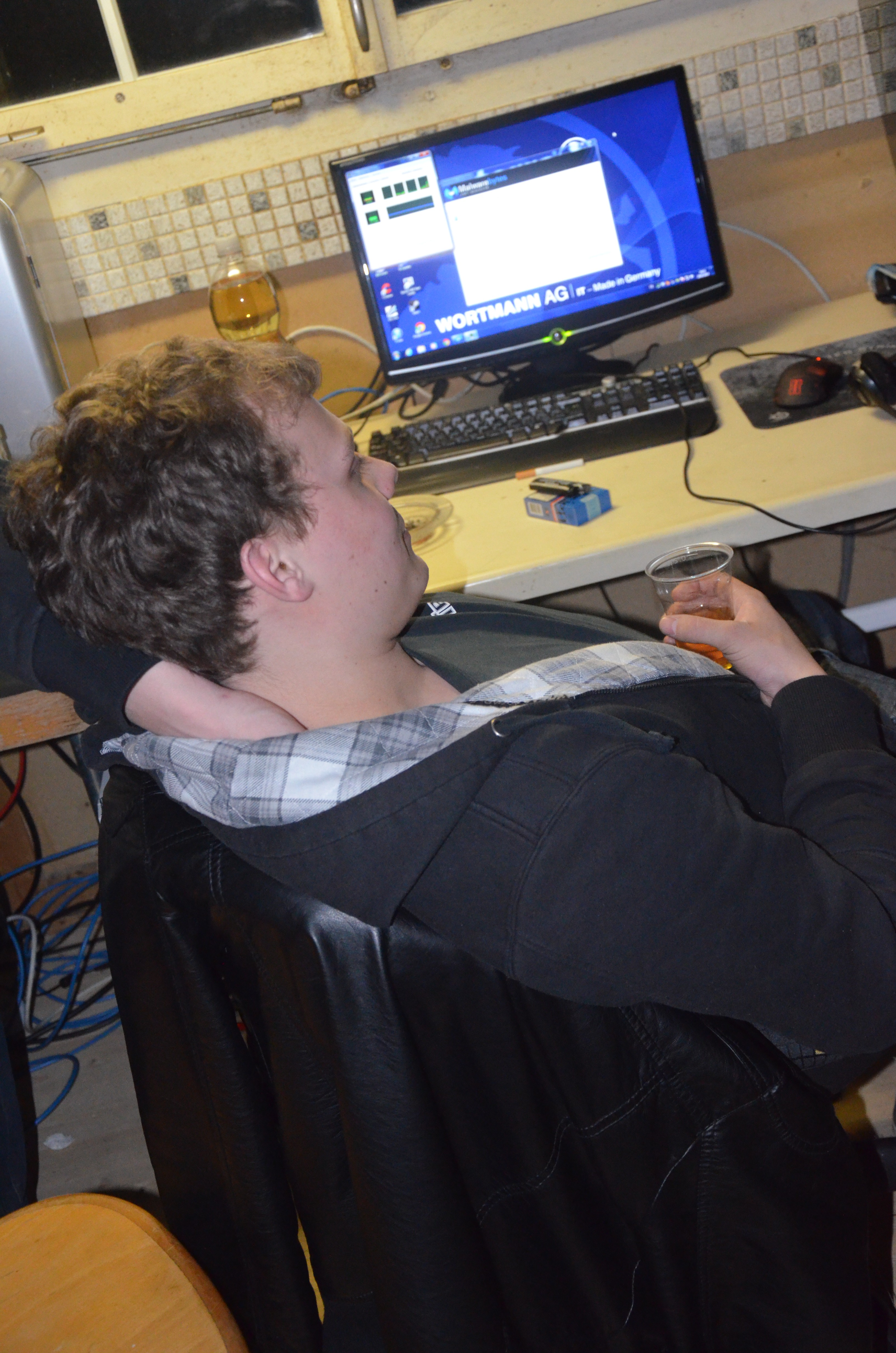 2013-03-28 - Drunken Monk Home LAN 2013 - 015