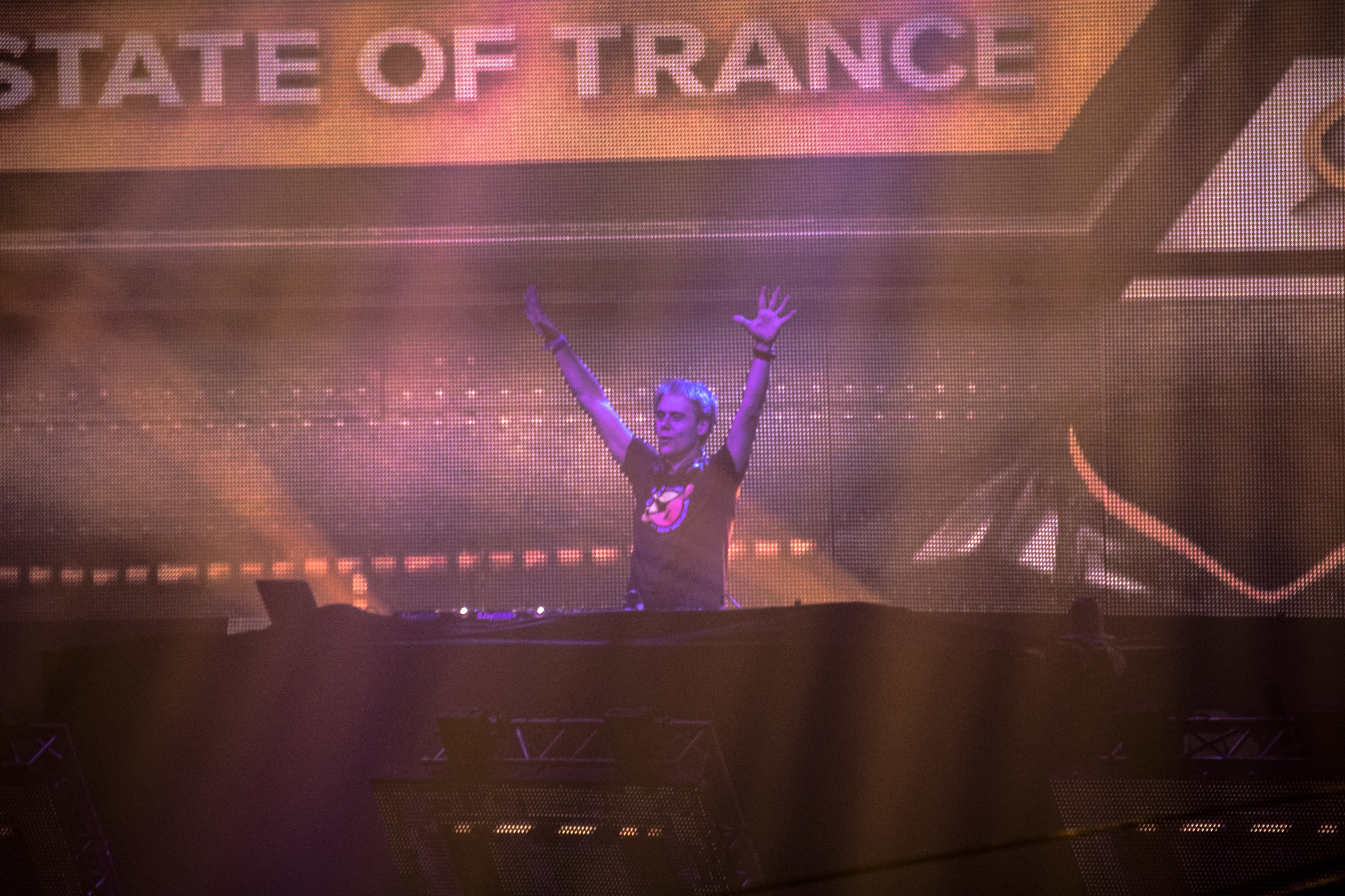 2014-02-15 - A State Of Trance 650 New Horizon Utrecht - 036