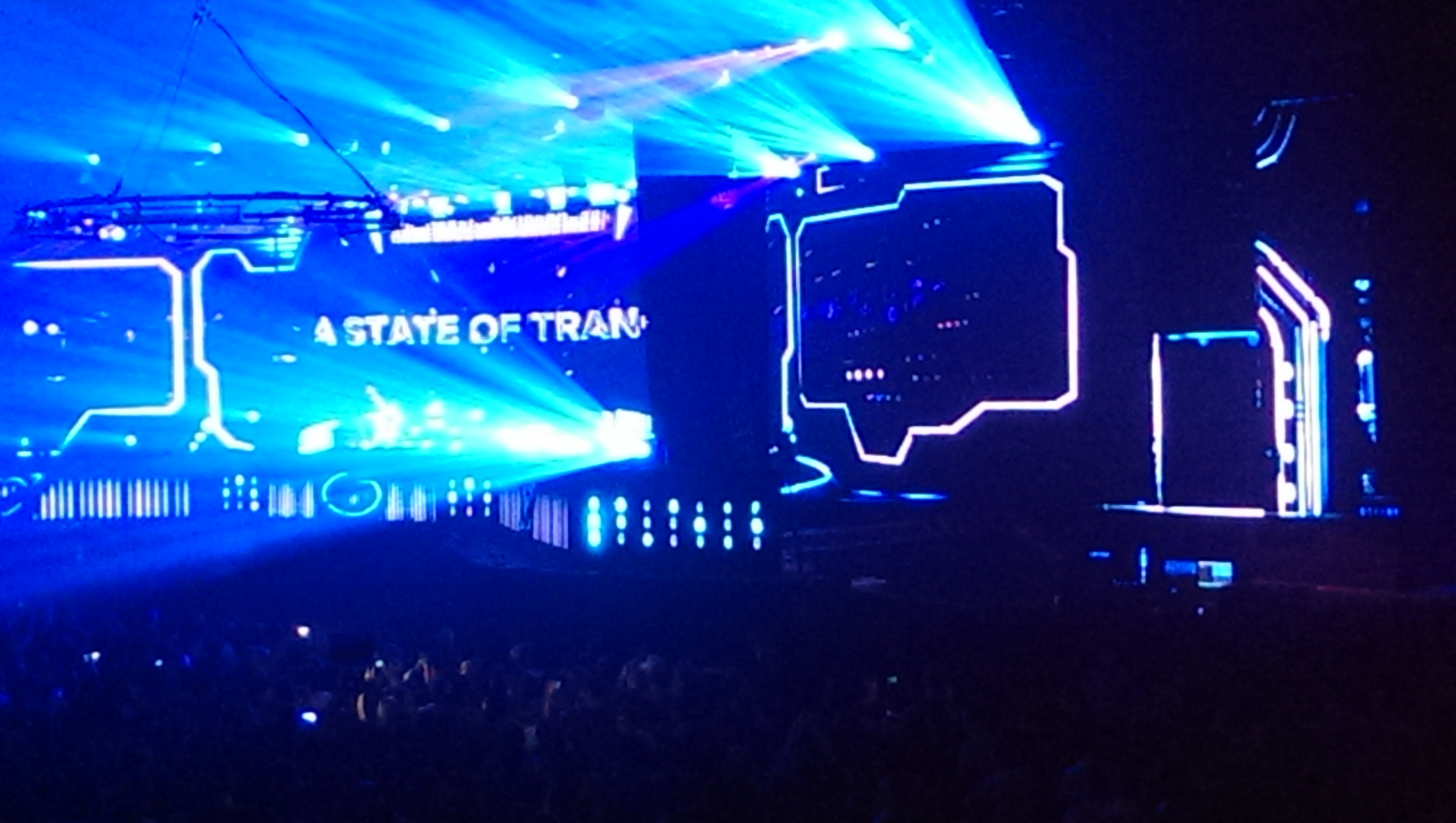 2014-02-15 - A State Of Trance 650 New Horizon Utrecht - 200