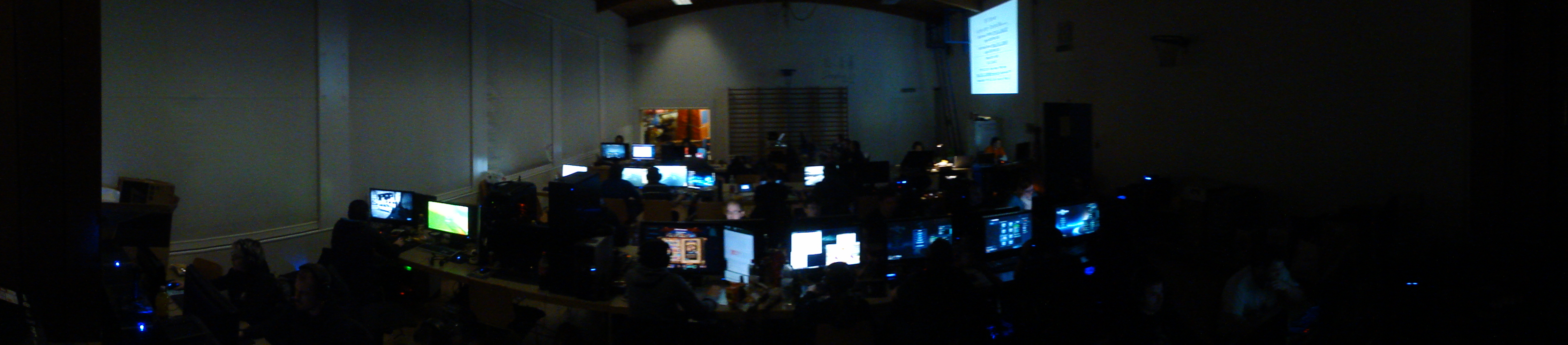 2013-02-23 DreamLAN 16 - 07