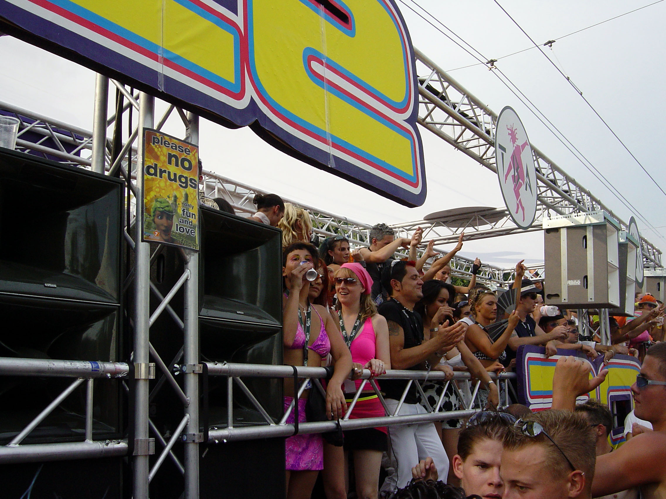 2003-08-09 - Streetparade 2003 - 033