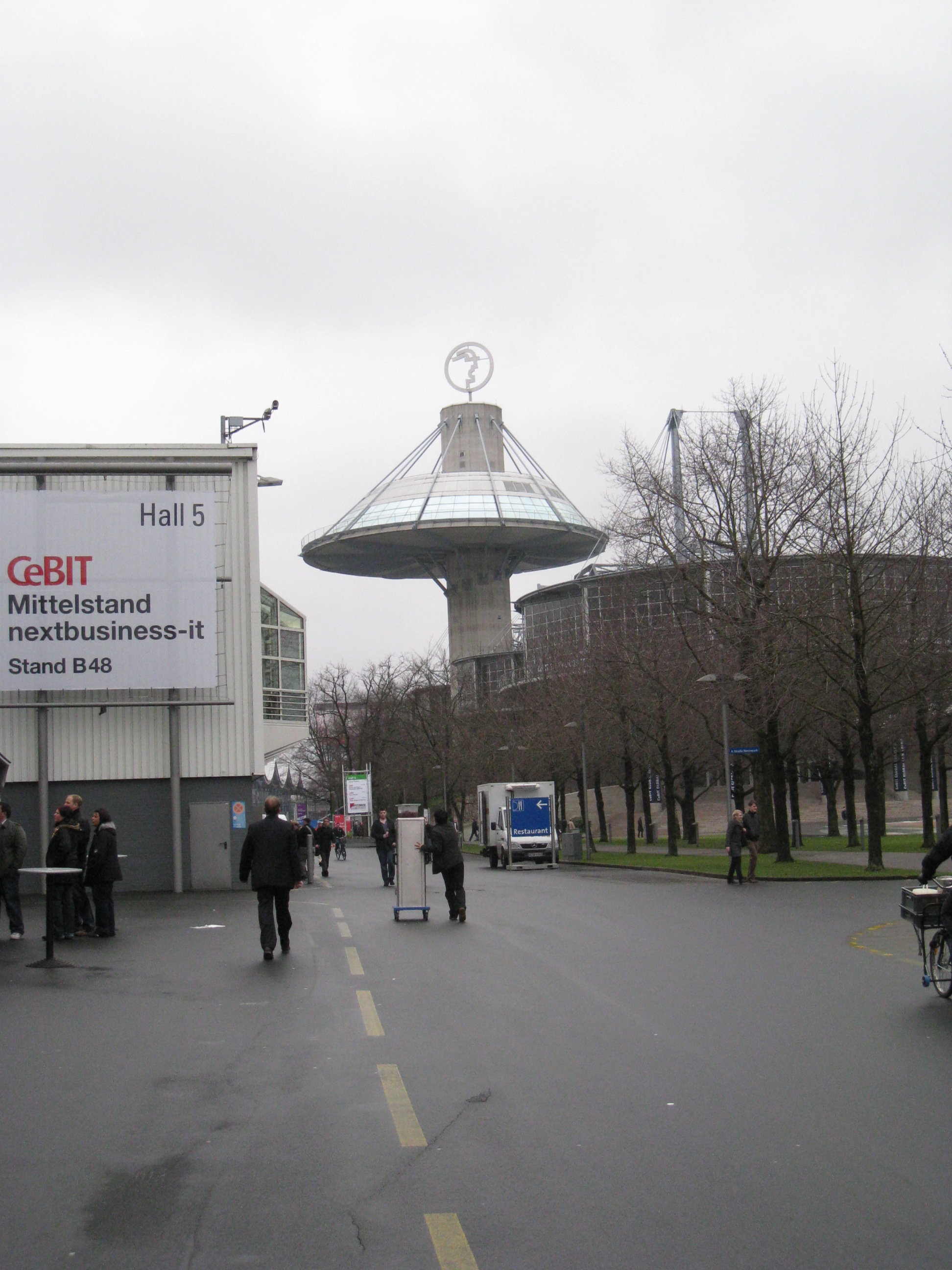 CEBiT 2009 (Blulach) - 005