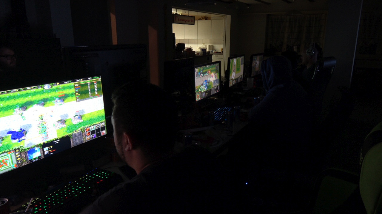 Penthouse LAN Vol. 4 aka BANANE XMAS LAN 2016 - 174