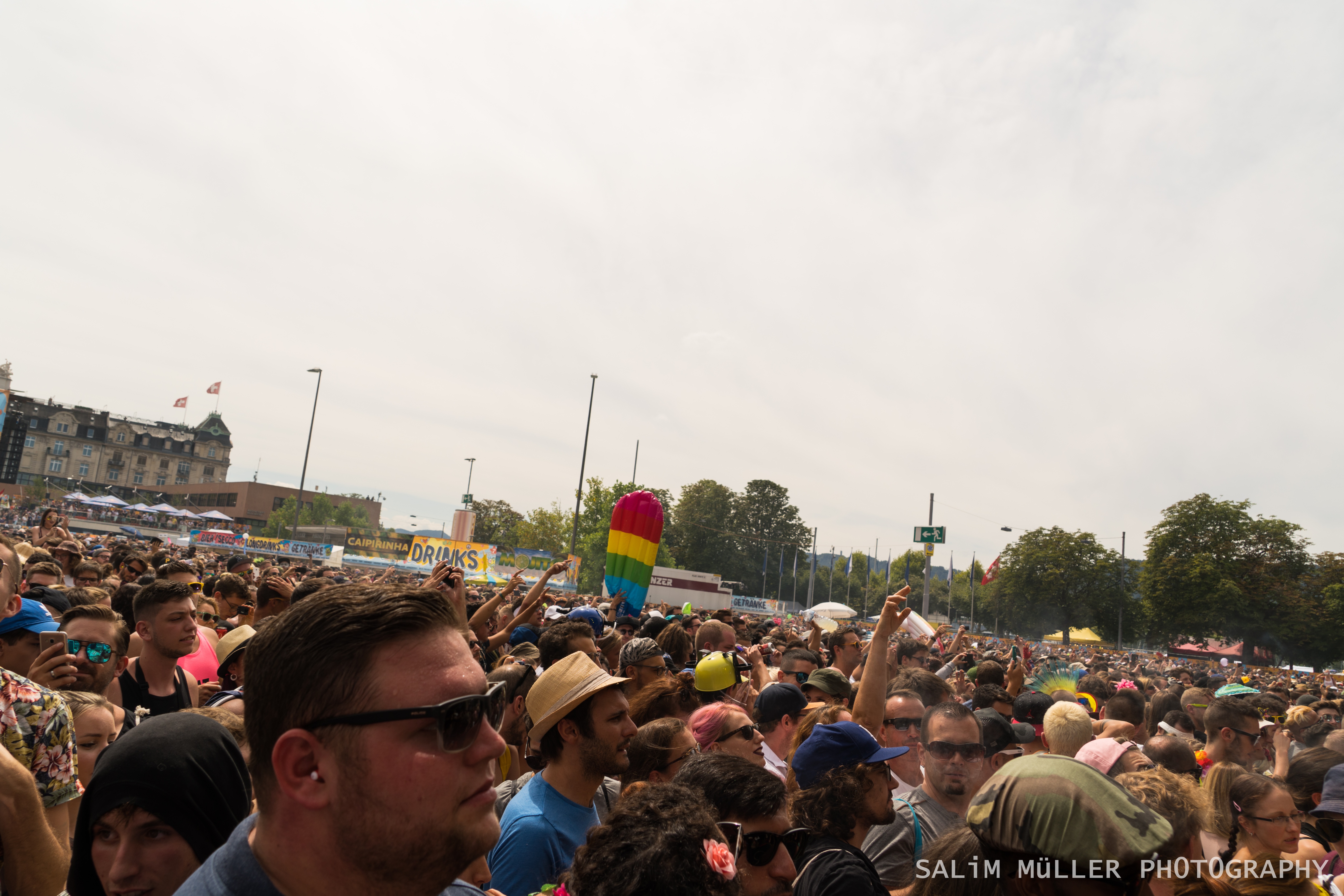 Street Parade 2018 - Crowd, Stages and Still-Life - 014