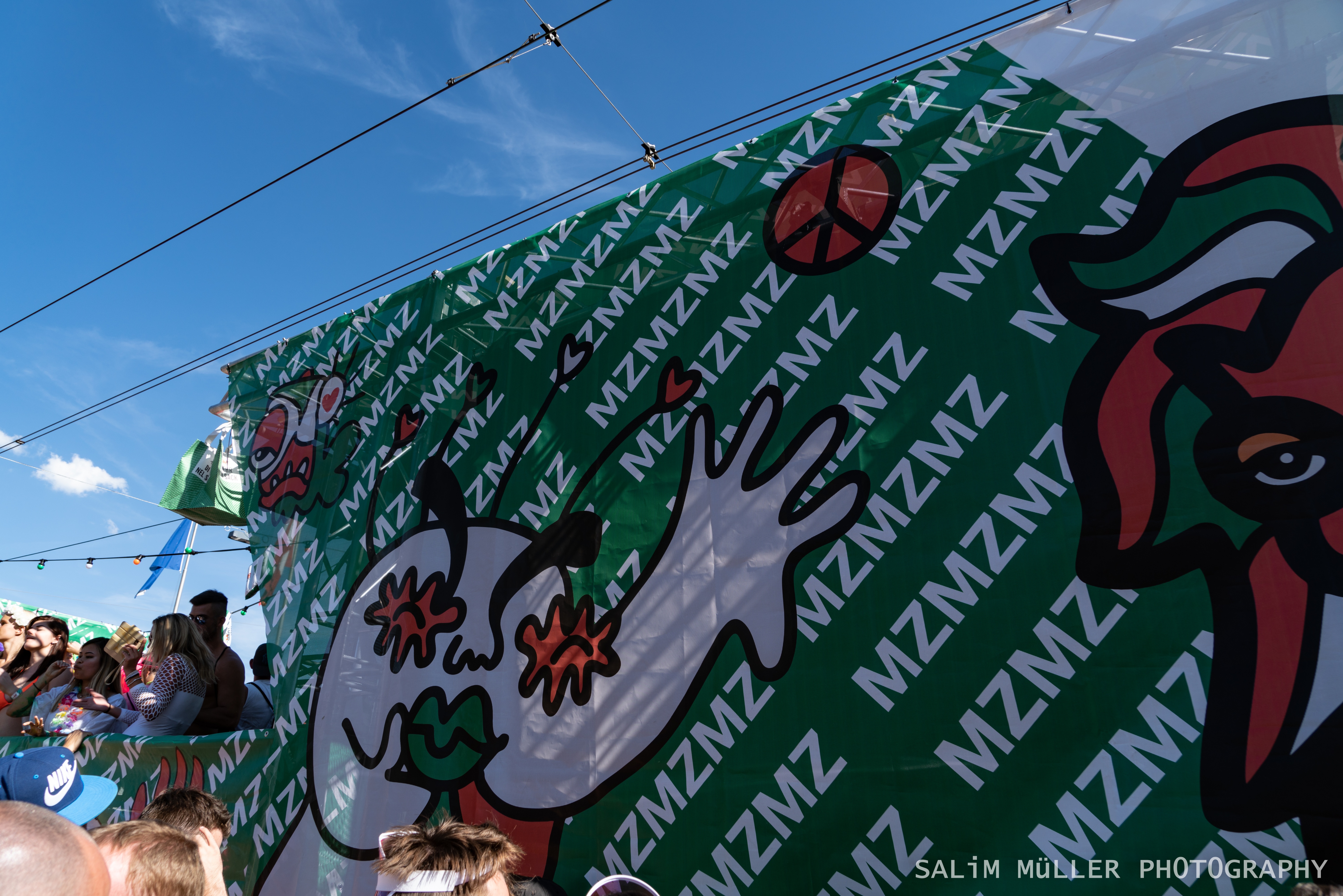 Street Parade 2018 - Crowd, Stages and Still-Life - 078