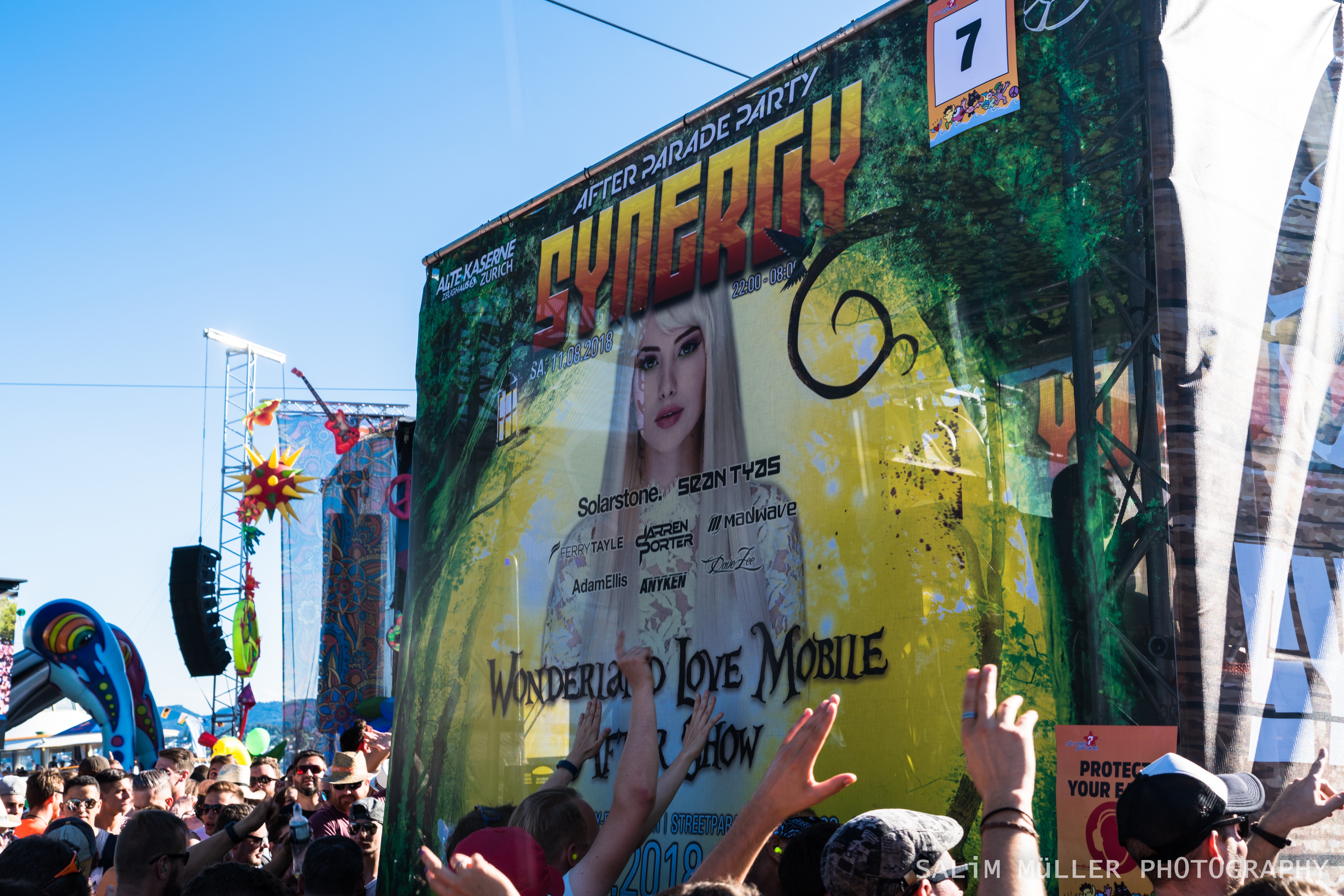 Street Parade 2018 - Crowd, Stages and Still-Life - 111