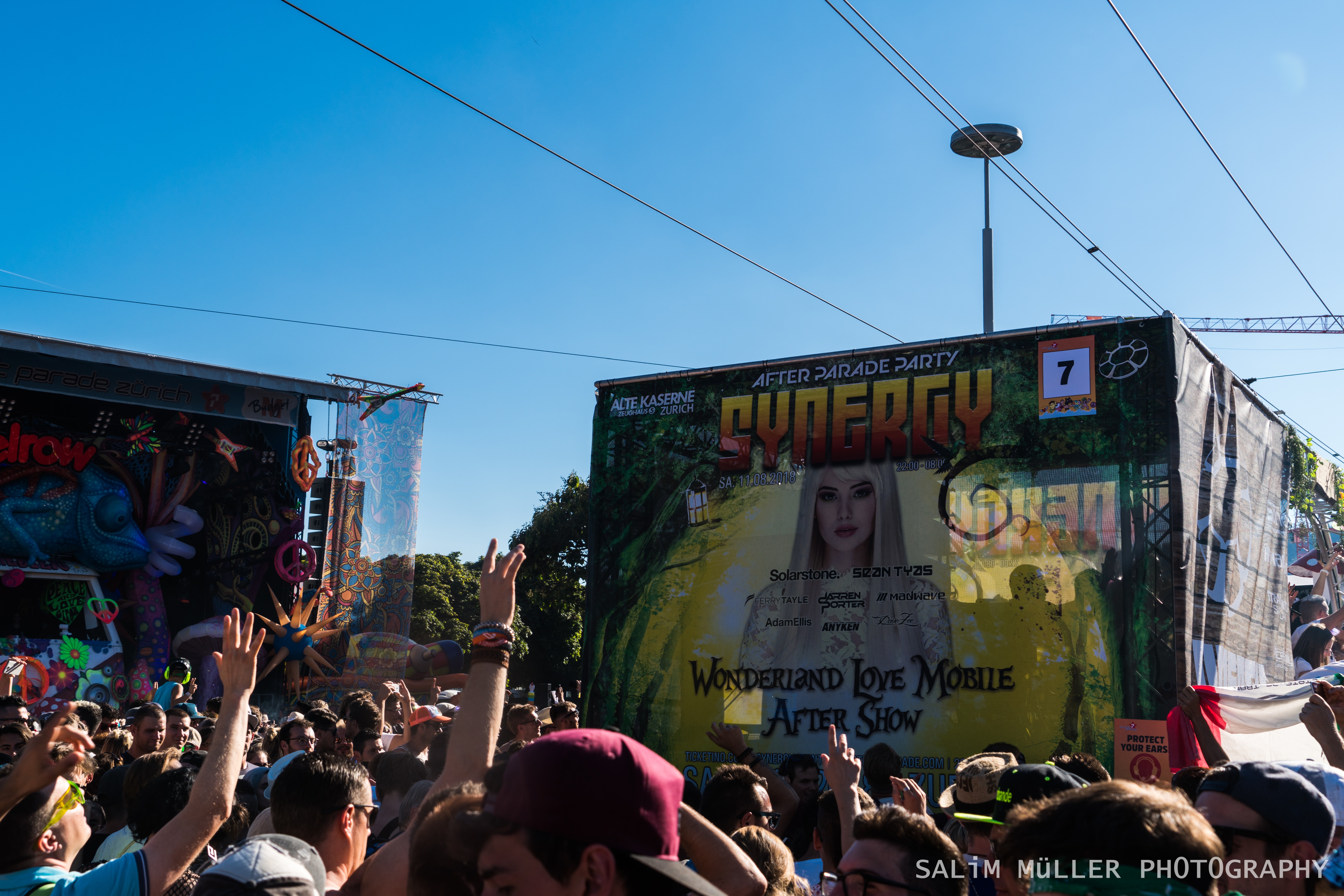 Street Parade 2018 - Crowd, Stages and Still-Life - 112