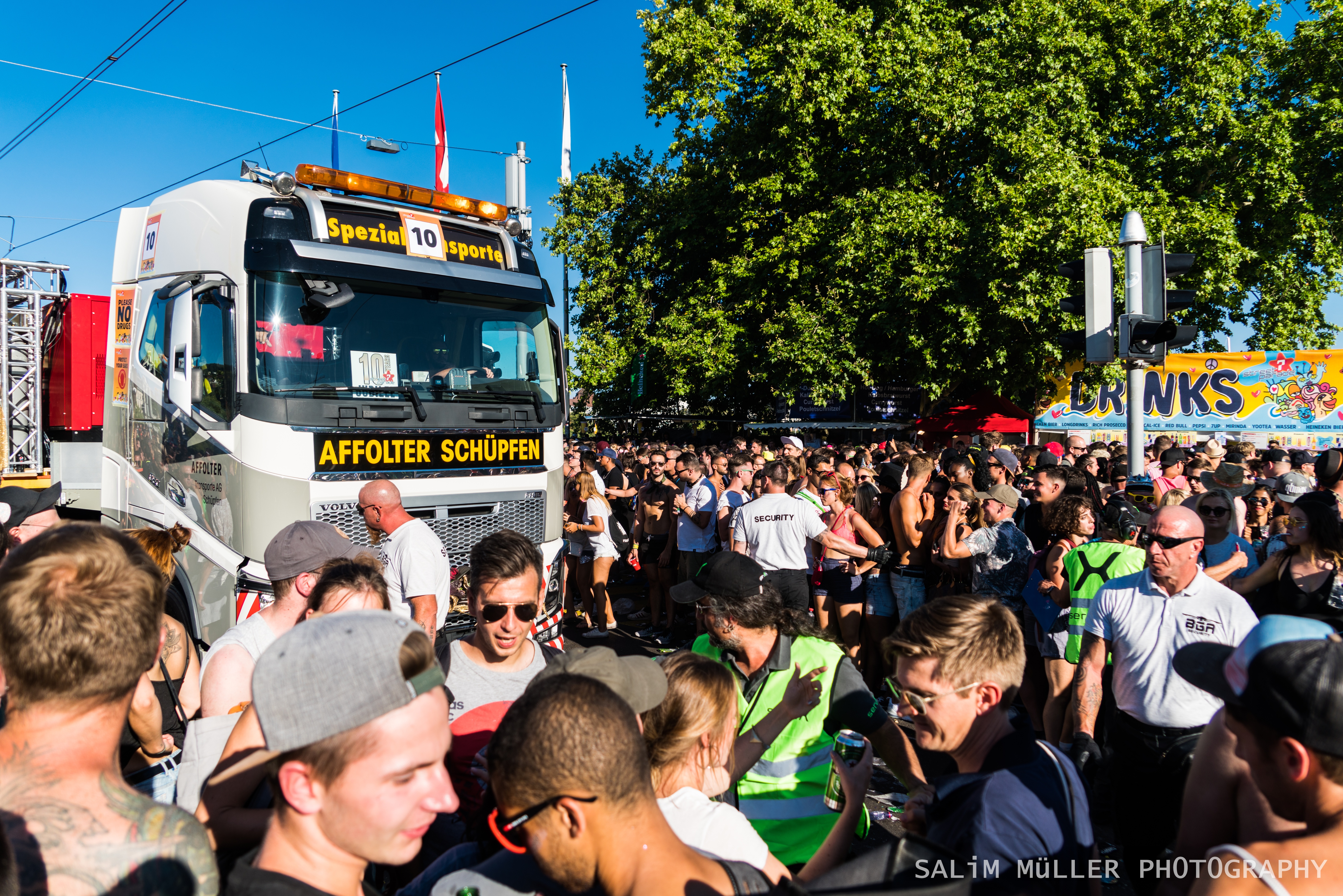 Street Parade 2018 - Crowd, Stages and Still-Life - 129