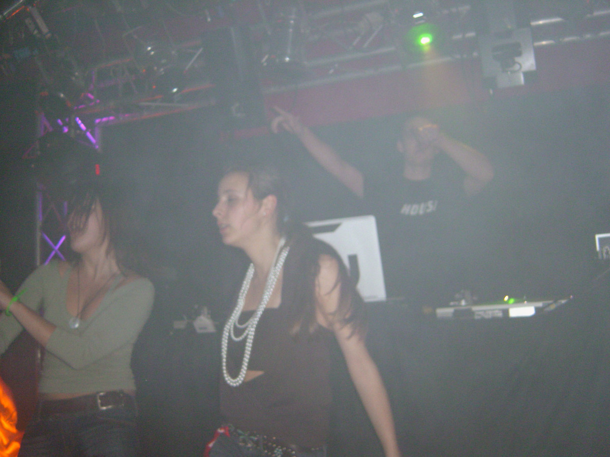 2006-01-21 - House Anthems - 011