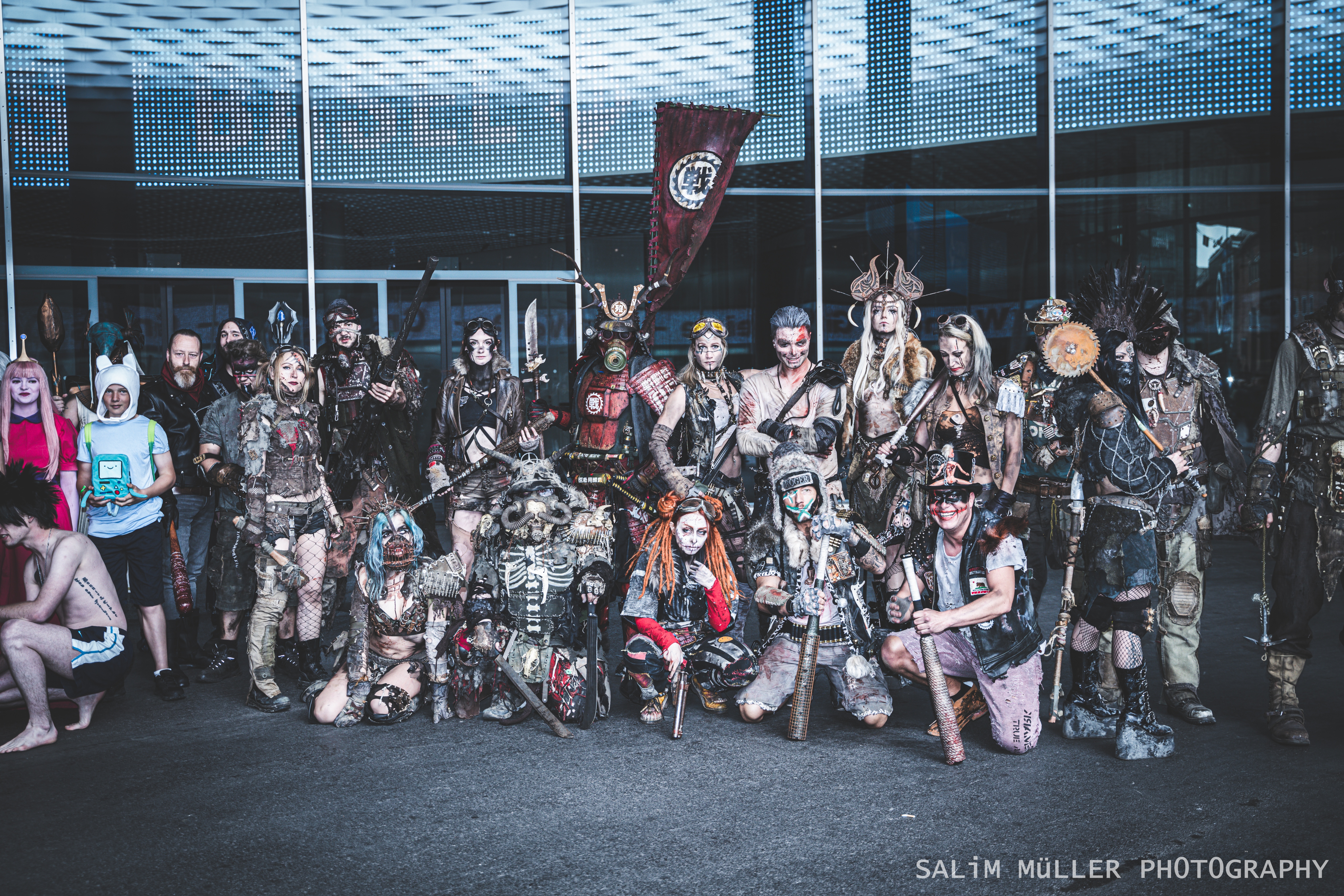 Fantasy Basel 2019 - SA - Cosplay Gruppenfoto - 001