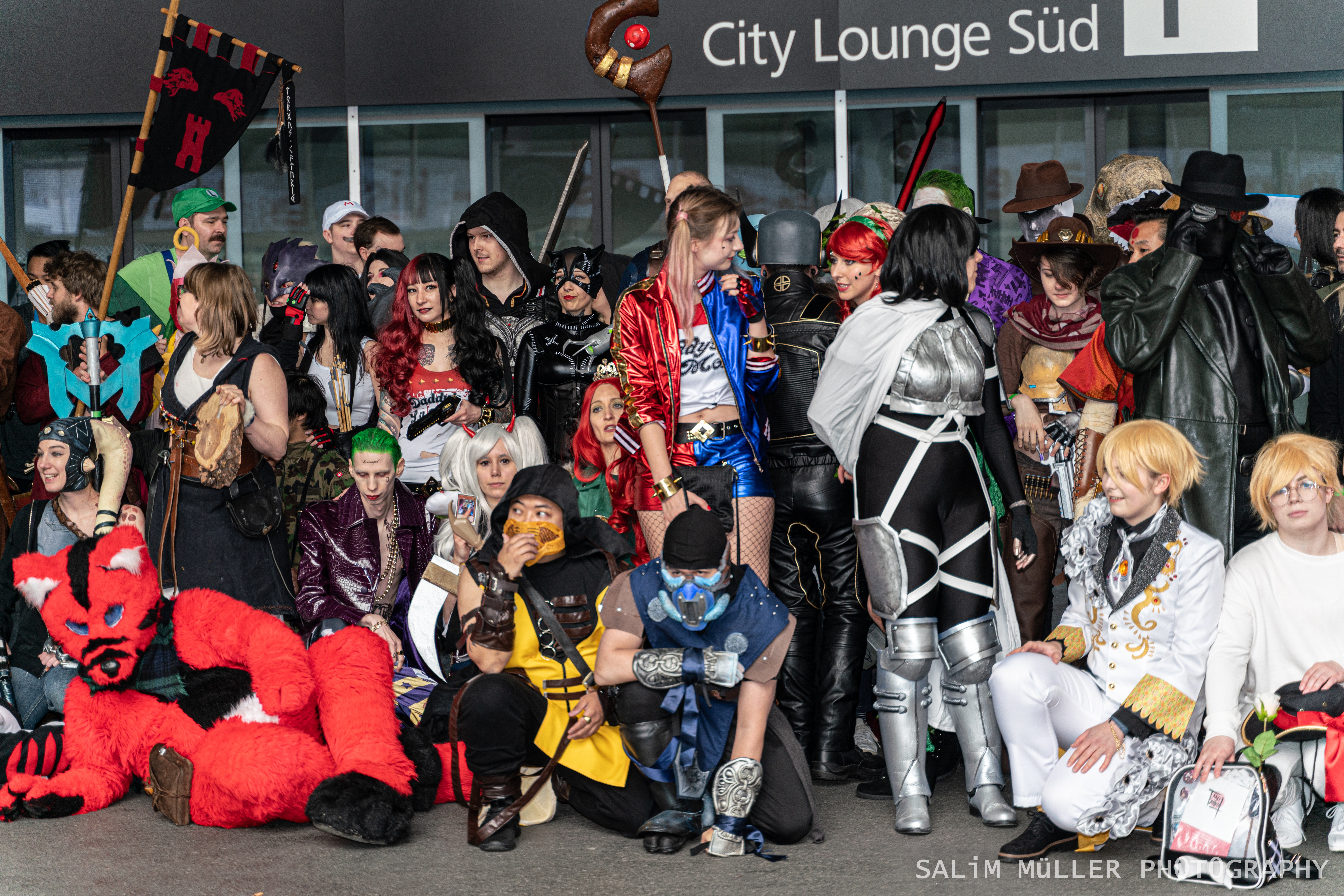 Fantasy Basel 2019 - SA - Cosplay Gruppenfoto - 012