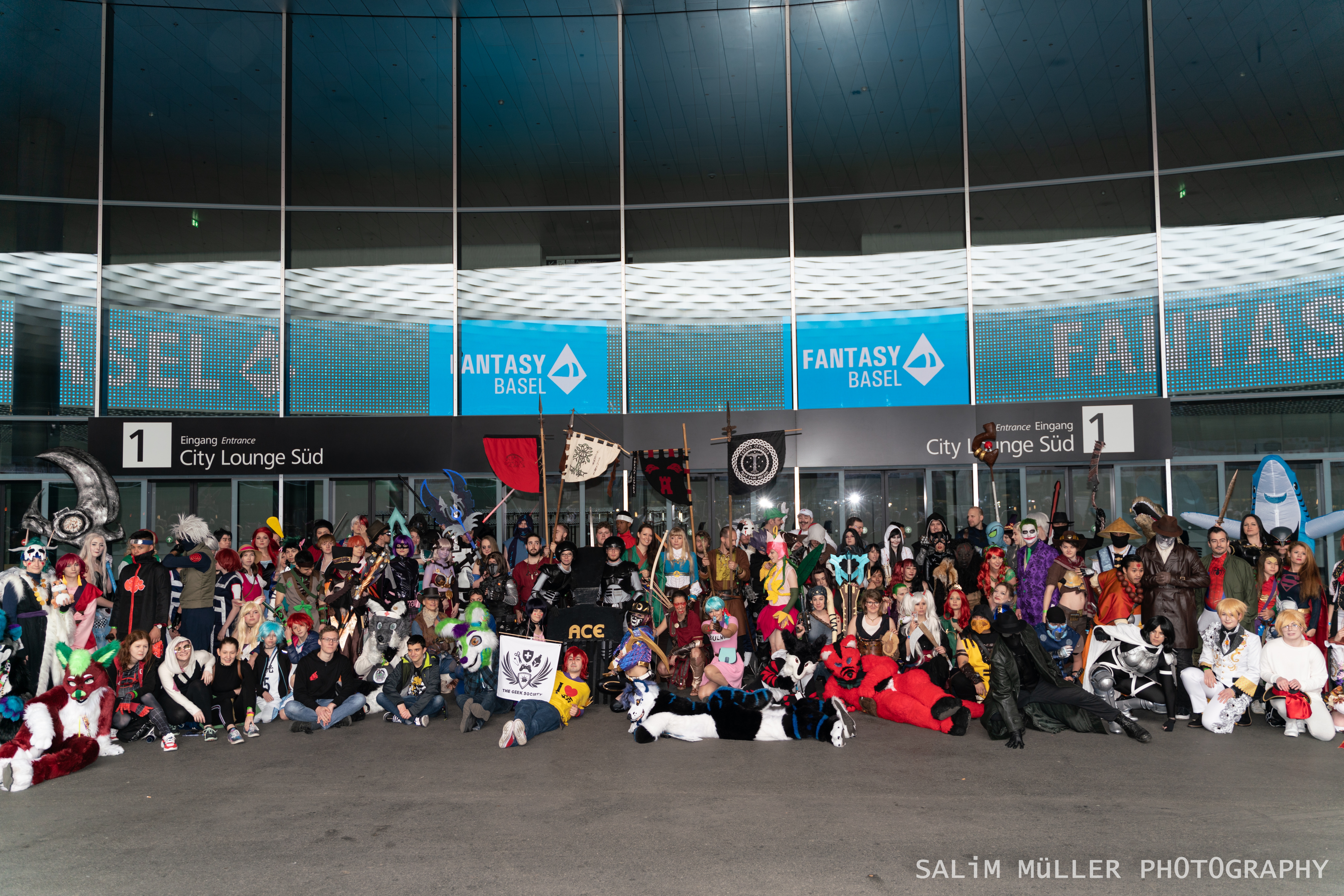 Fantasy Basel 2019 - SA - Cosplay Gruppenfoto - 015