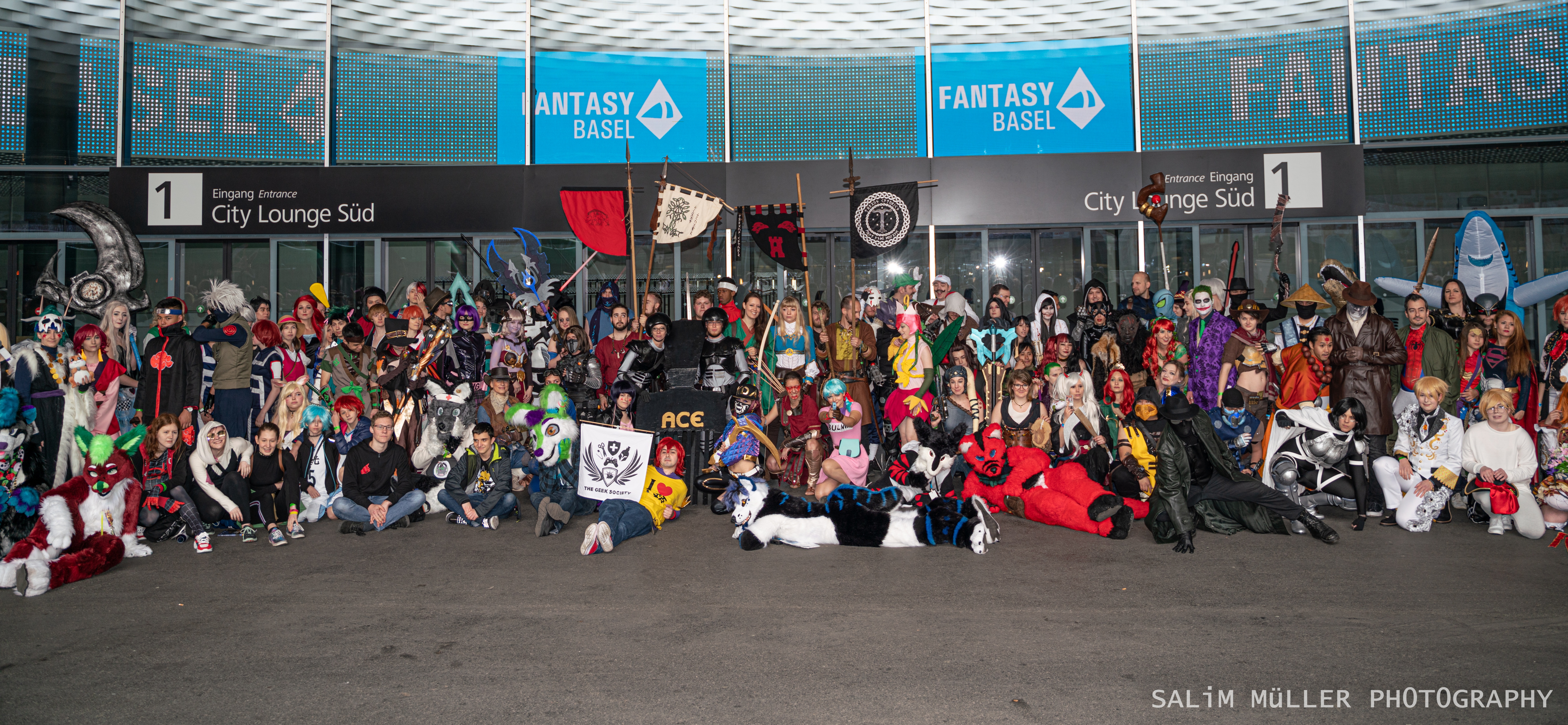 Fantasy Basel 2019 - SA - Cosplay Gruppenfoto - 016