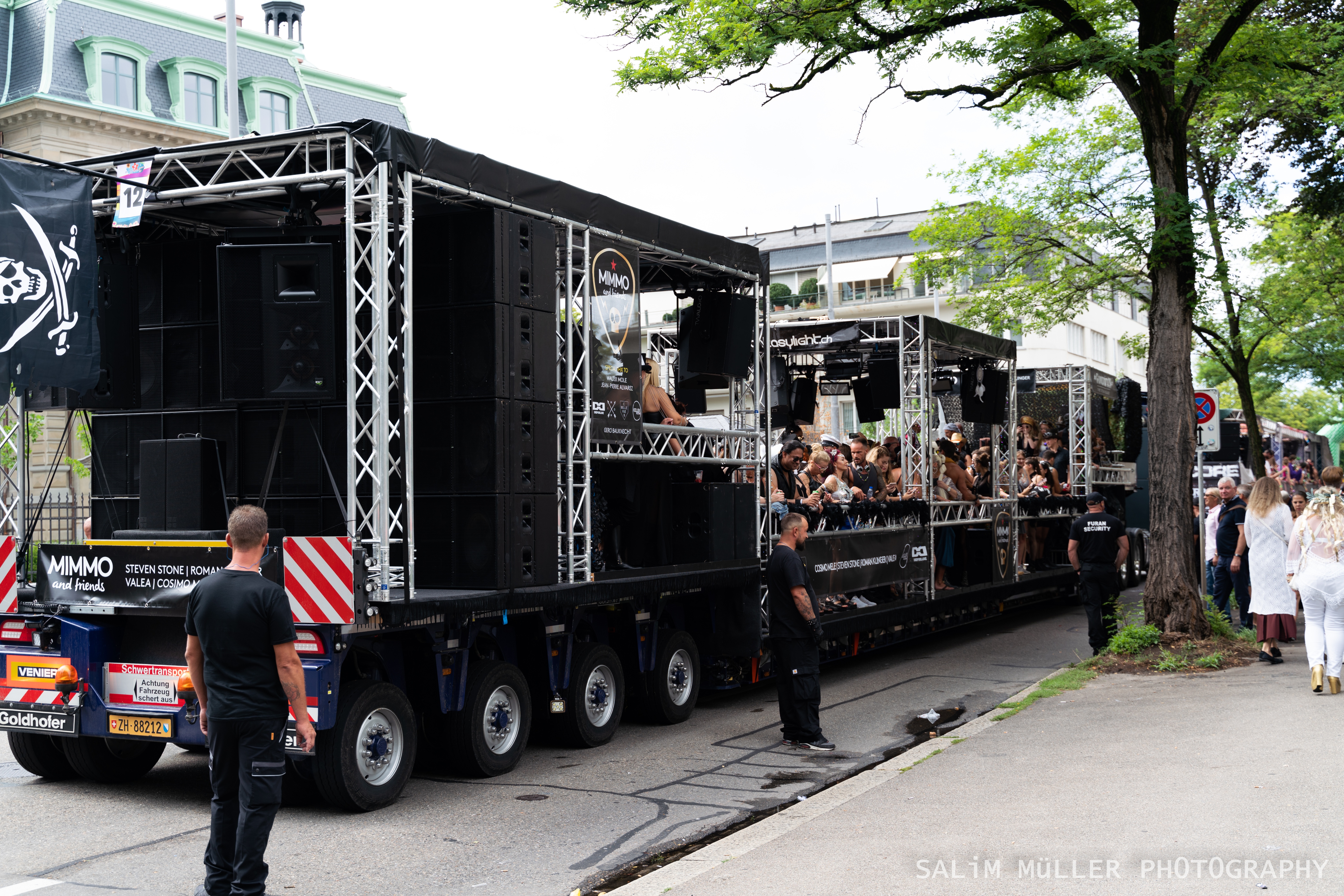 Street Parade 2019 - SYNERGY The Stone Age Love Mobile - 004