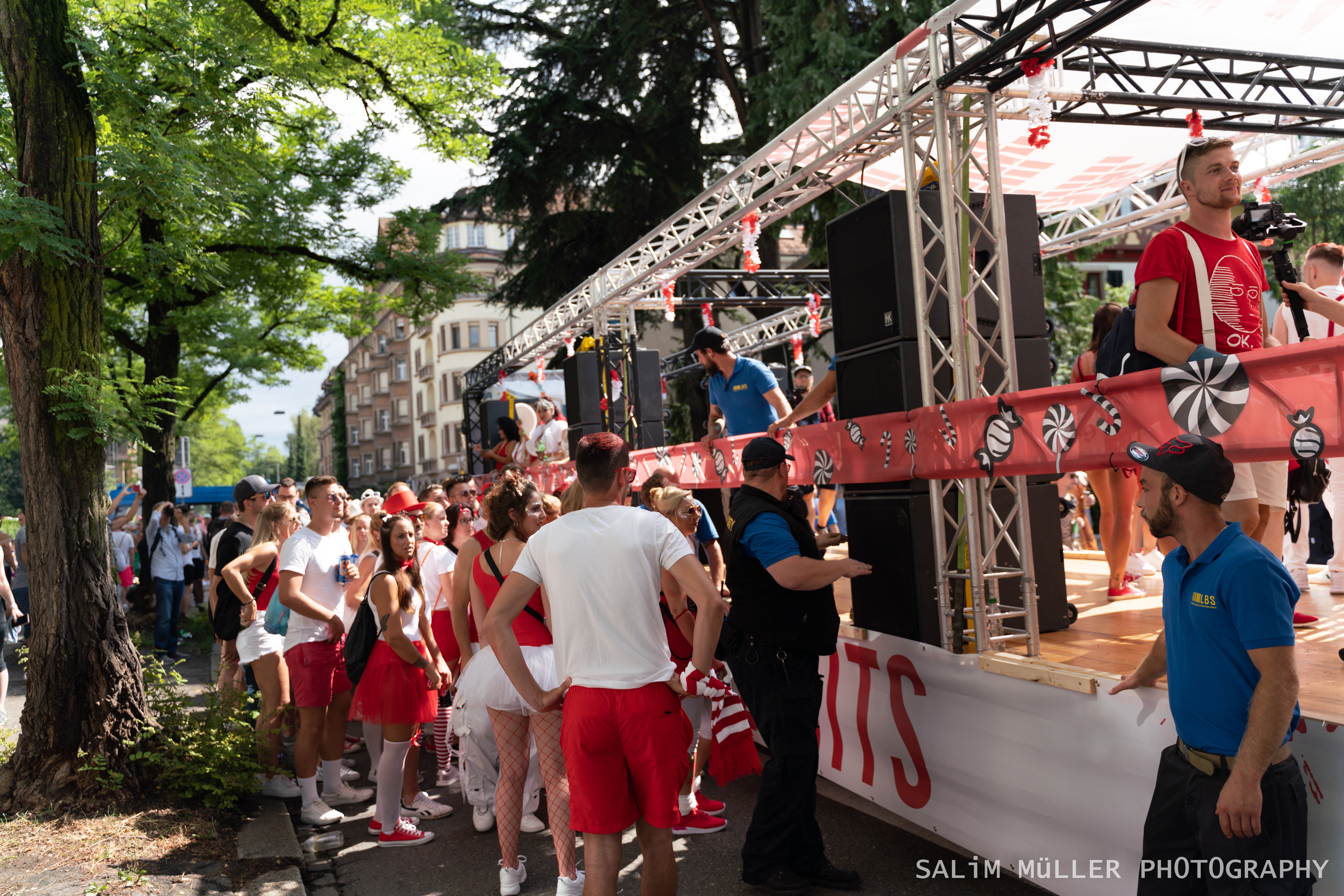 Street Parade 2019 - SYNERGY The Stone Age Love Mobile - 007