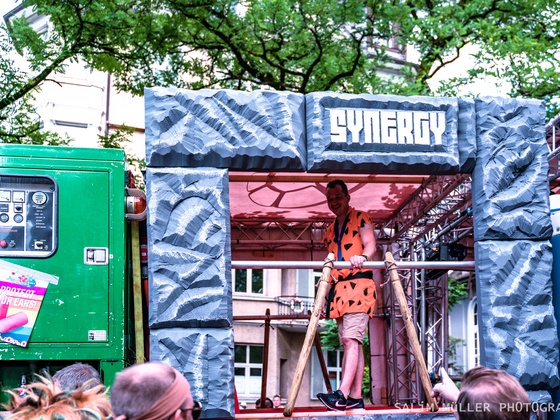 Street Parade 2019 - SYNERGY The Stone Age Love Mobile - 060