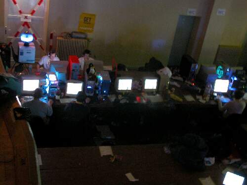 2004-02-13 - Fire-LAN - 035