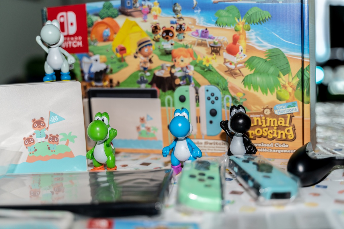 Nintendo Switch Animal Crossing New Horizons Edition Unboxing - 007
