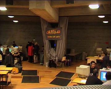 2002-02-06 - Terrorbase 02 - 004