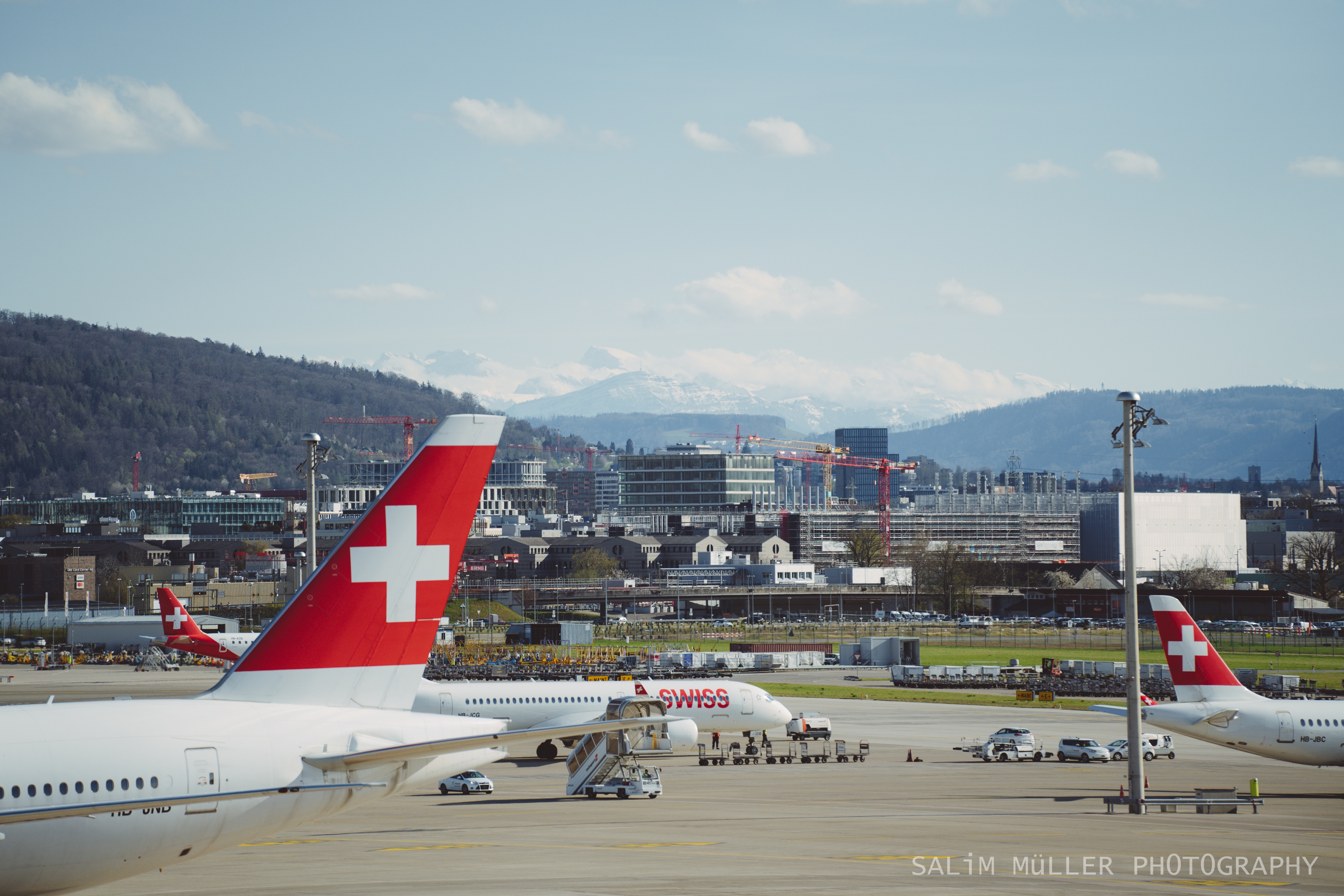 Spaziergang rundum The Circle at Zurich Airport - 043