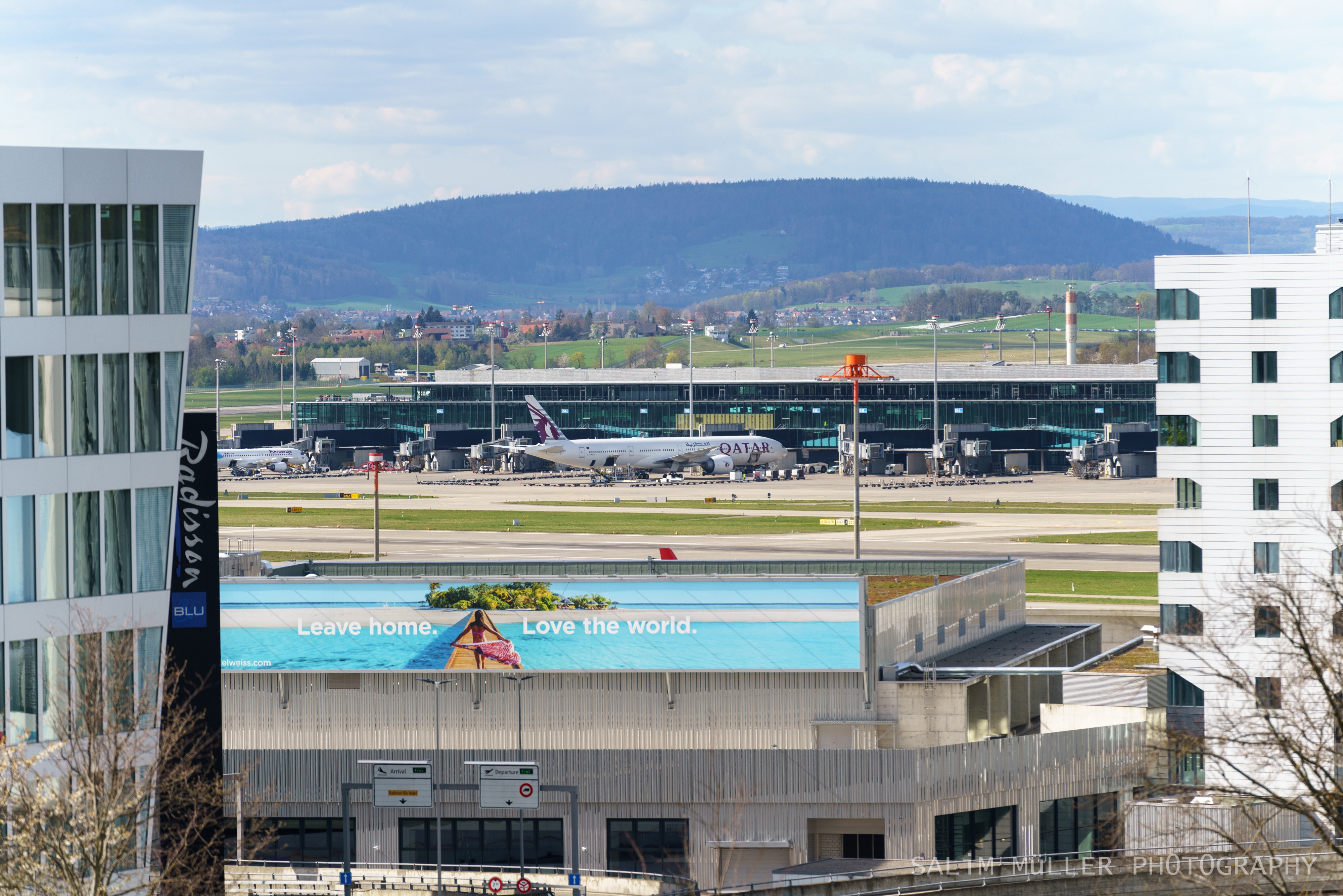 Spaziergang rundum The Circle at Zurich Airport - 002