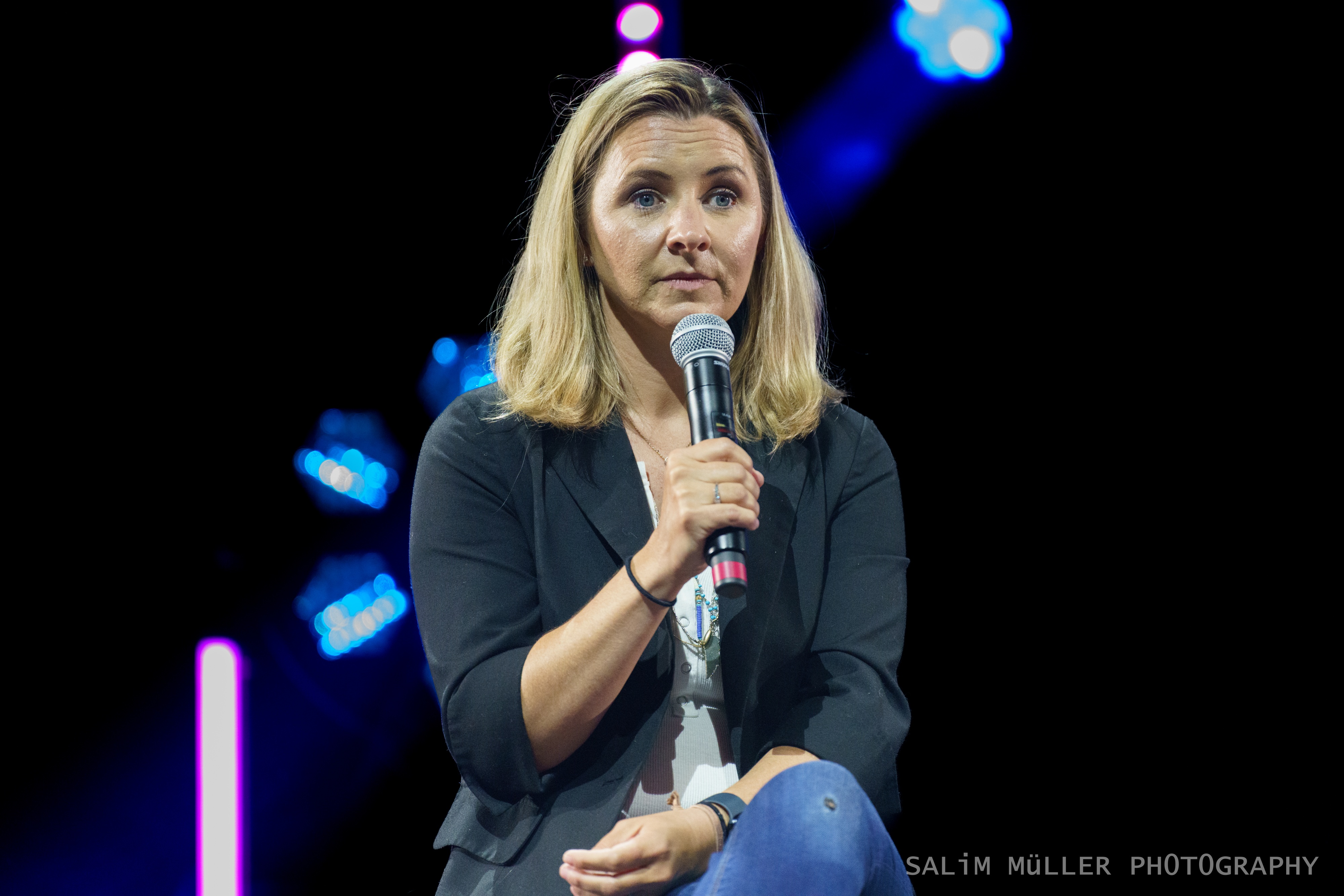 PolyManga 2022 - Day 1 - Beverley Mitchell - 015