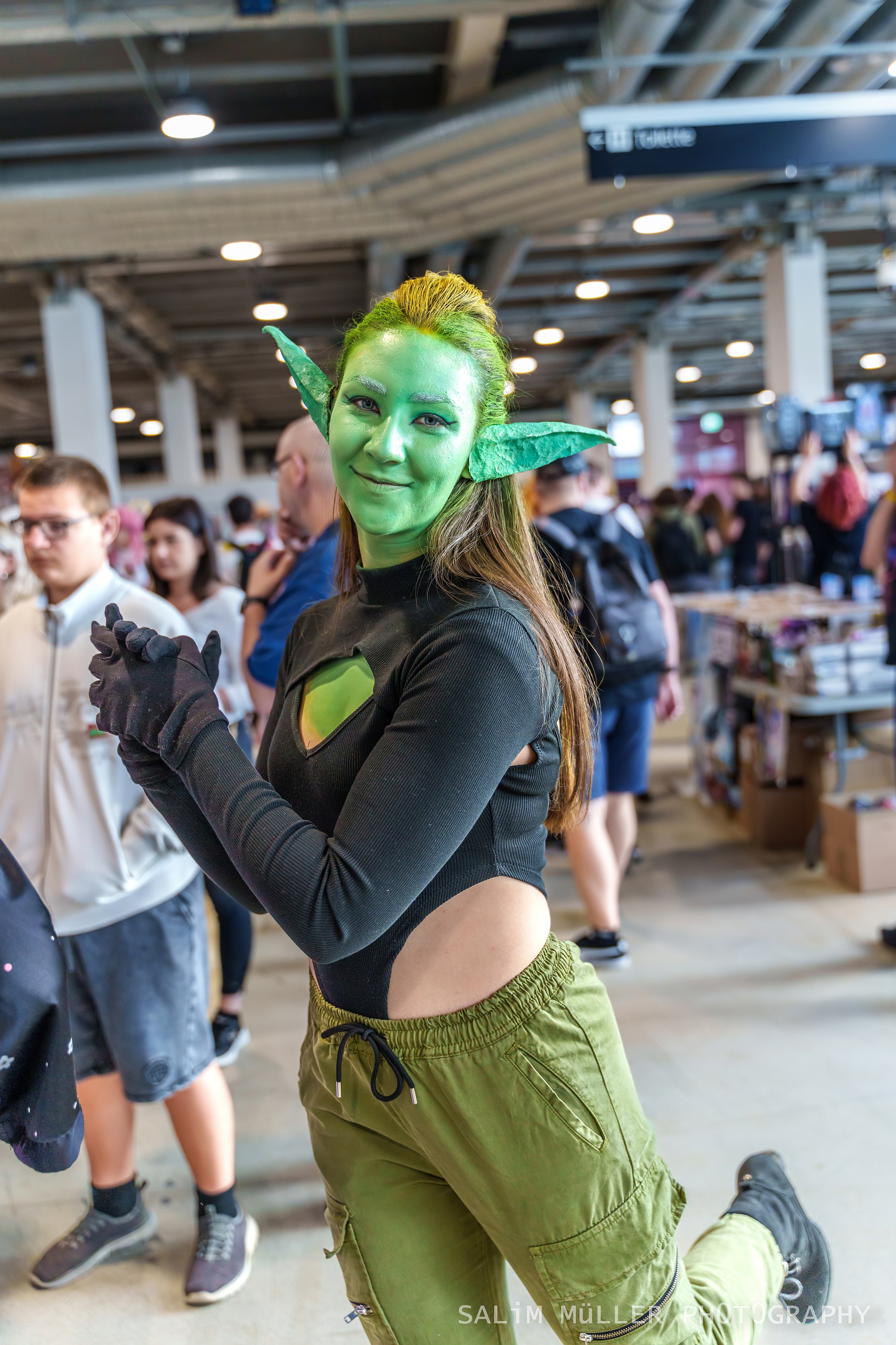 Fantasy Basel 2022 - Day 1 - Cosplay Portrait - 011