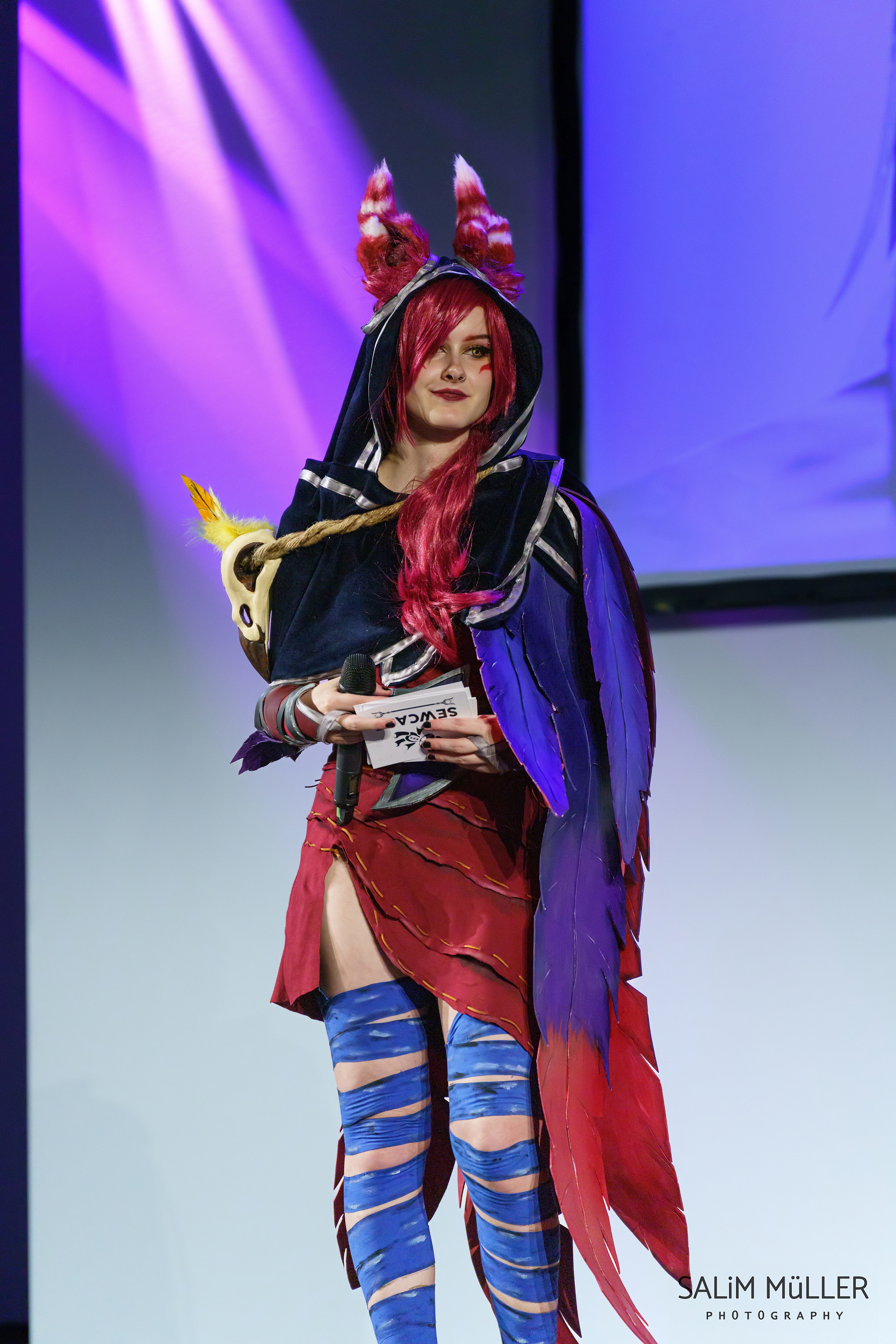 Gamescom 2022 - Day 1 - Sewcase LoL Cosplay Catwalk - 003