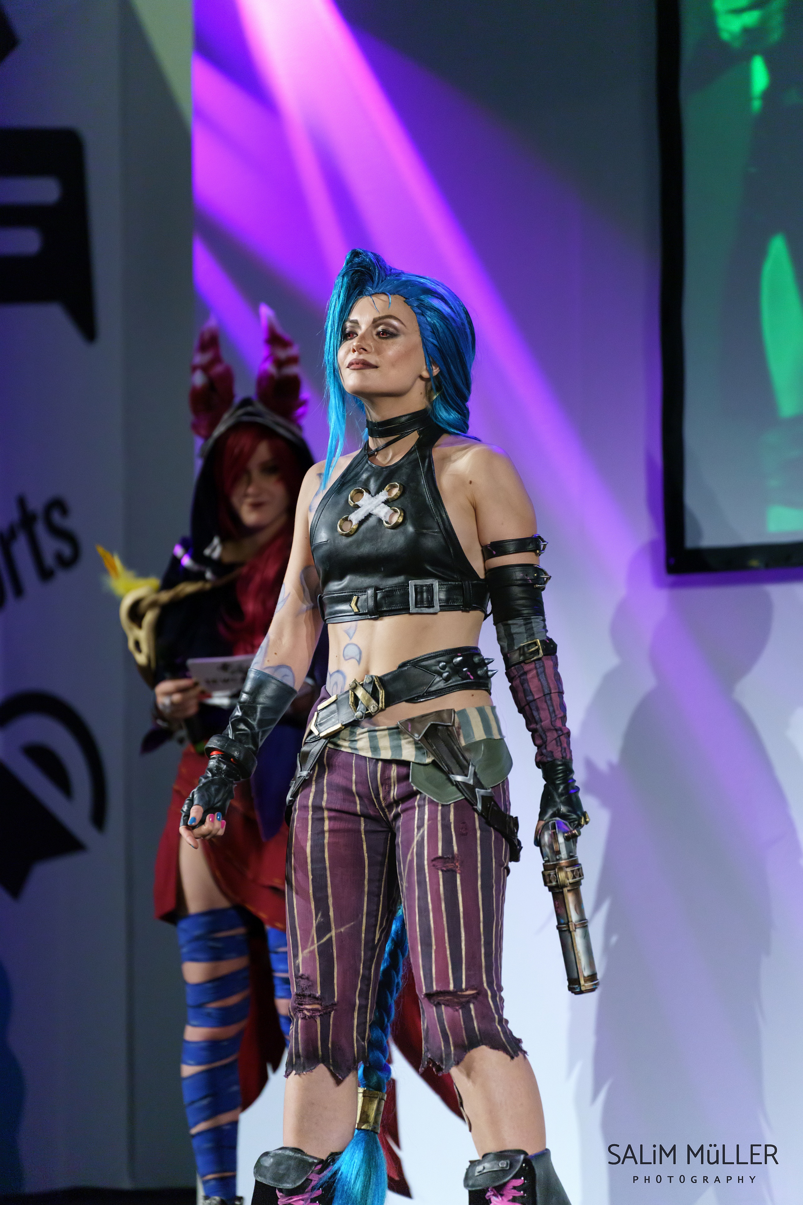 Gamescom 2022 - Day 1 - Sewcase LoL Cosplay Catwalk - 019