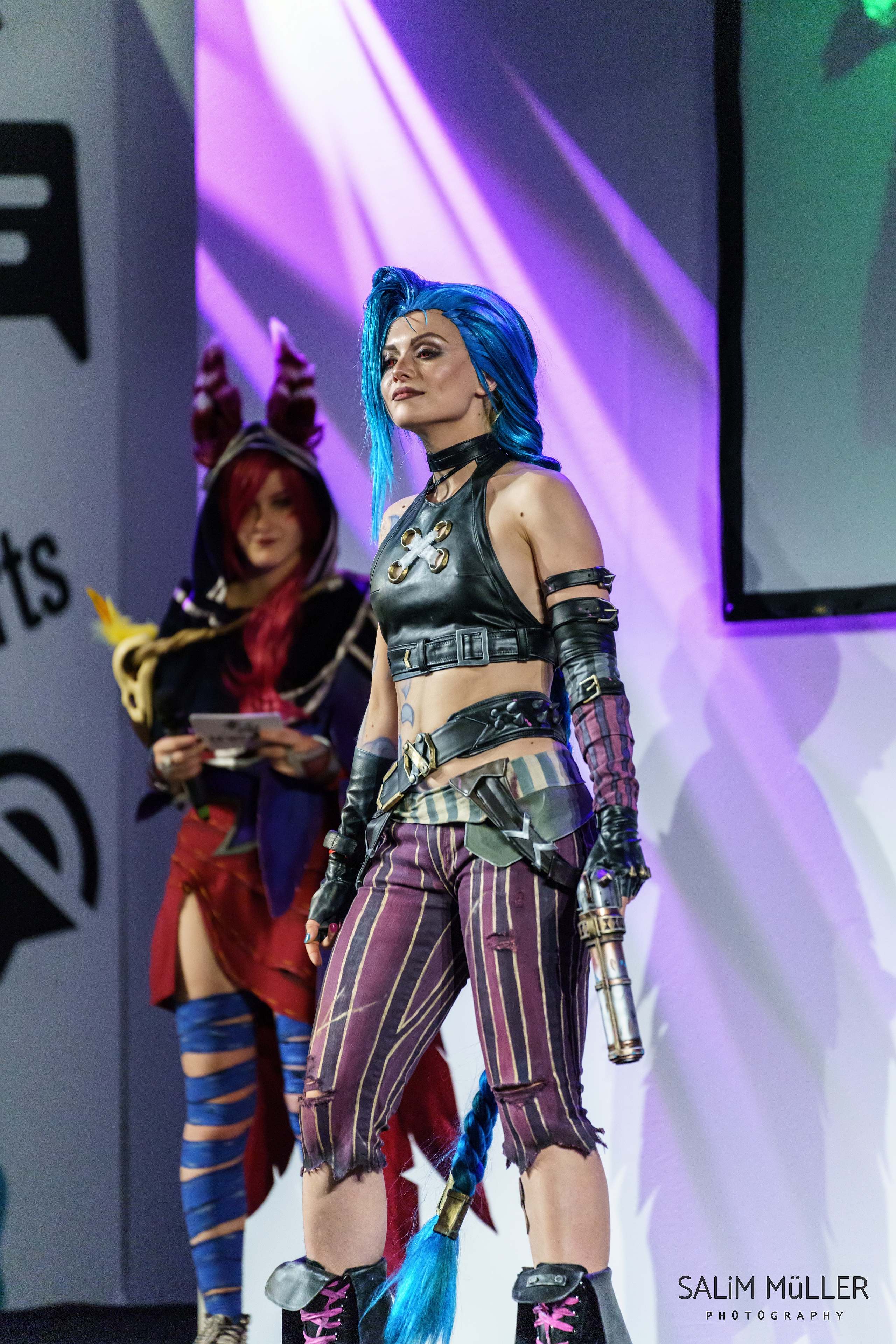 Gamescom 2022 - Day 1 - Sewcase LoL Cosplay Catwalk - 020