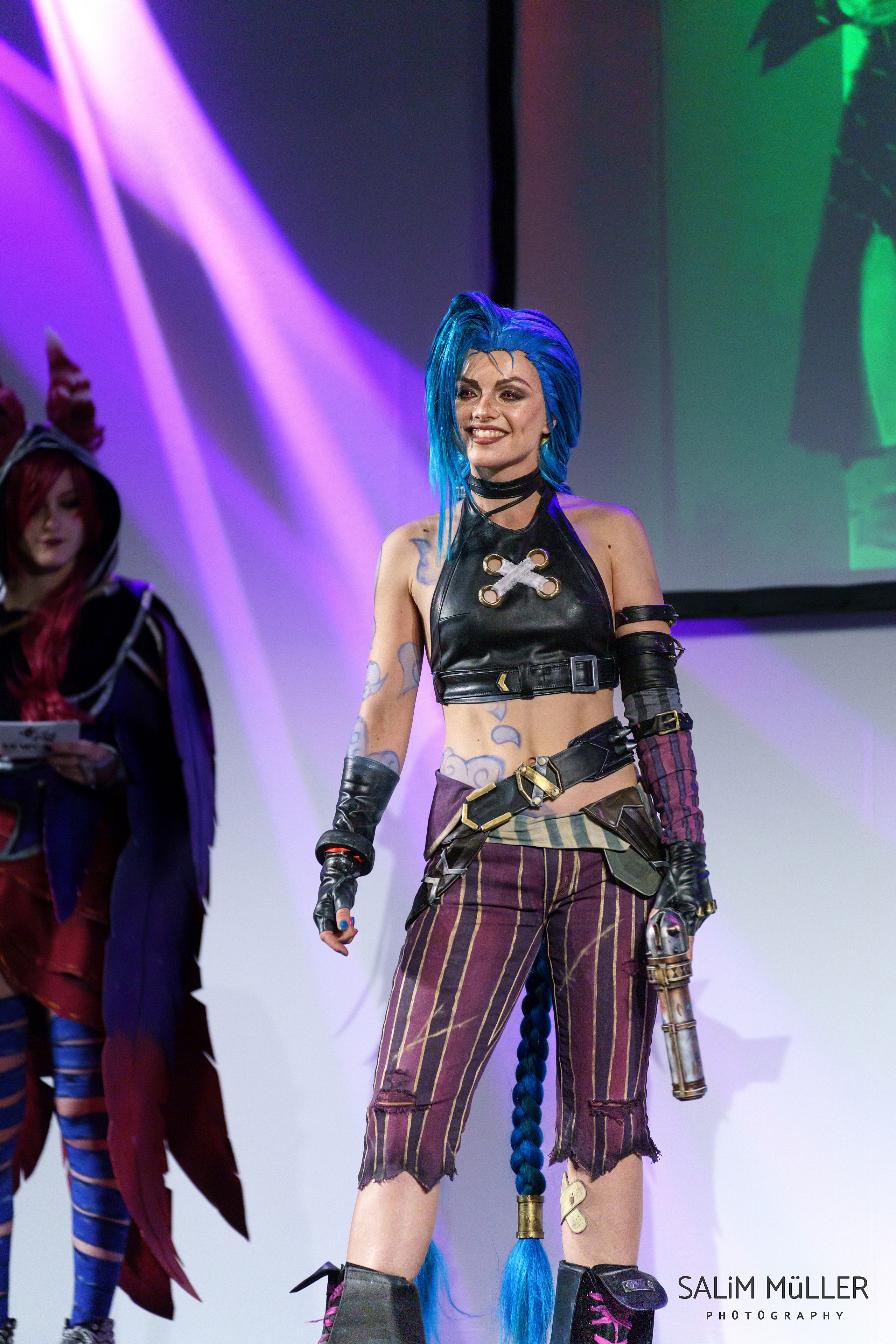 Gamescom 2022 - Day 1 - Sewcase LoL Cosplay Catwalk - 021