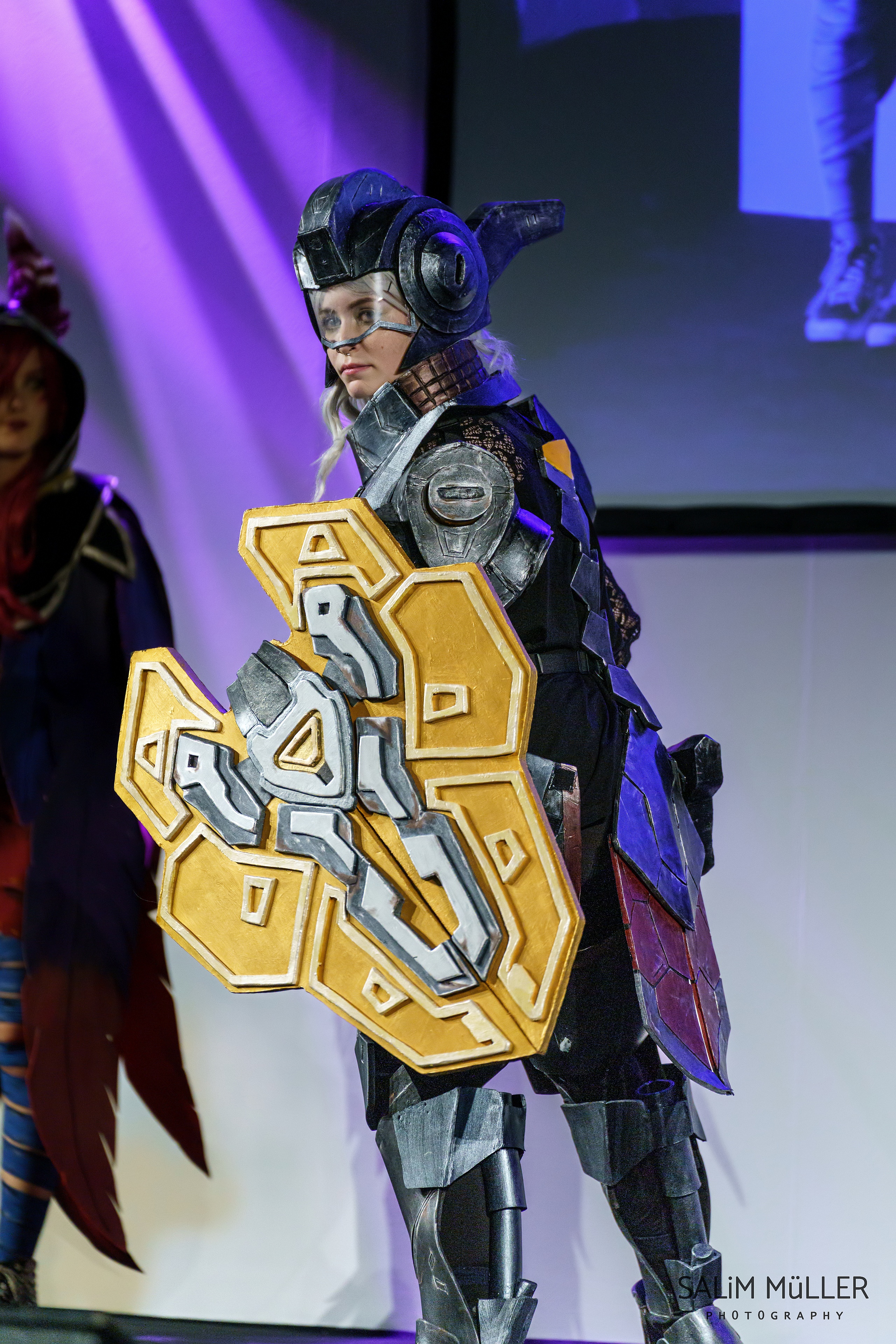 Gamescom 2022 - Day 1 - Sewcase LoL Cosplay Catwalk - 023