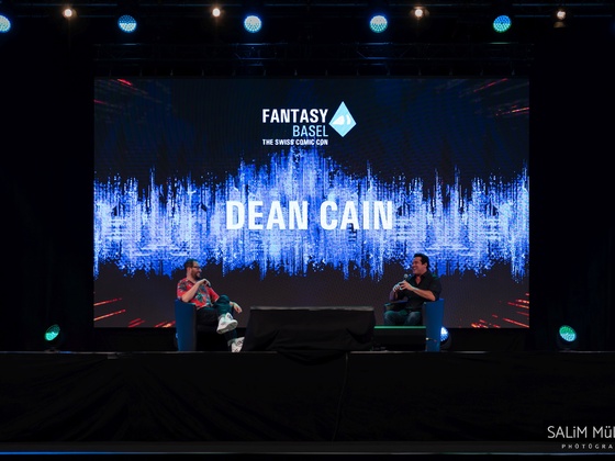 Fantasy Basel 2021 - Day 1 - Dean Cain - 007