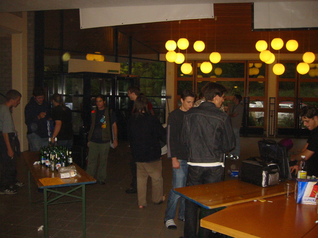 2003-10-03 - CAD 4 - 098