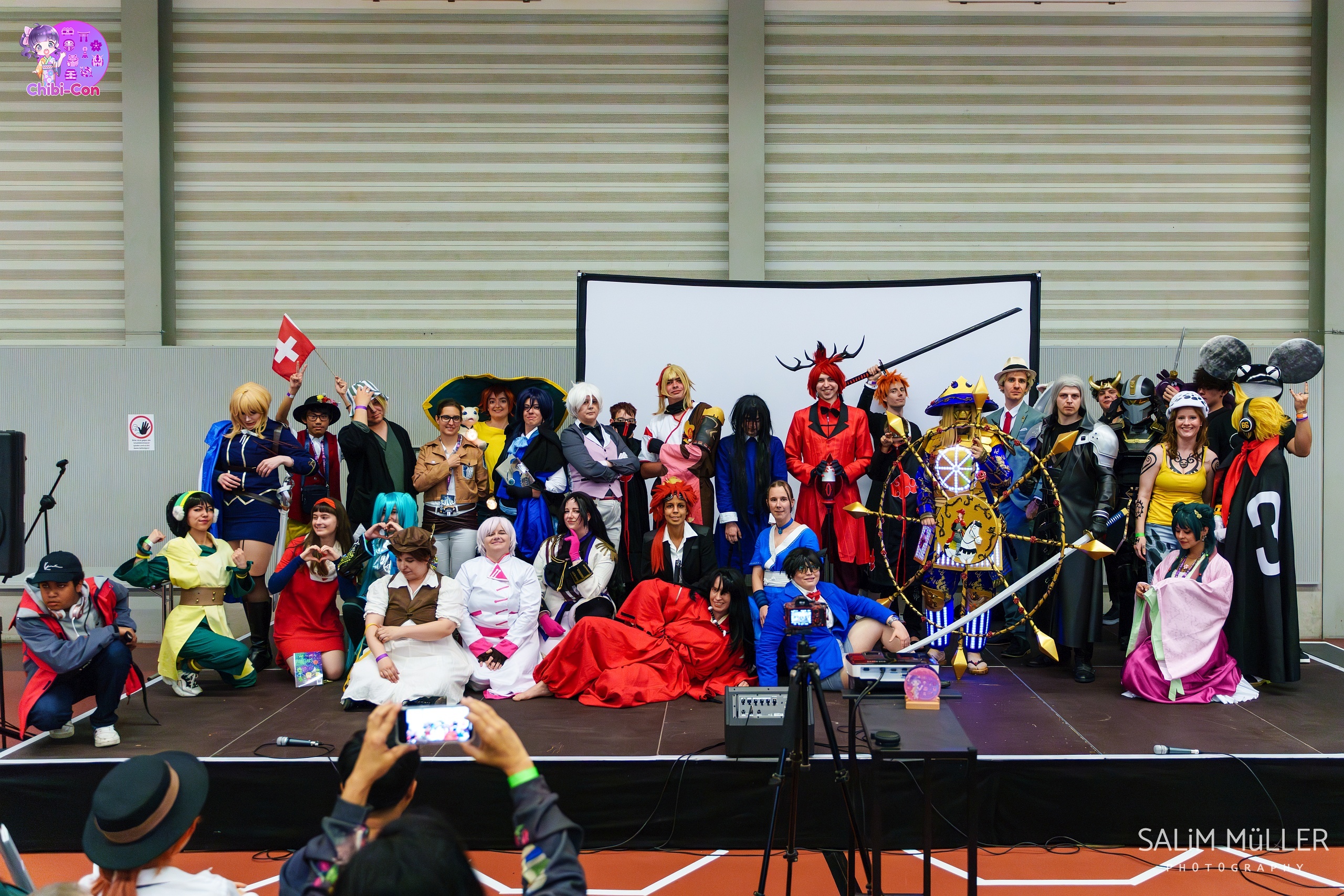 Chibi-Con 2024 - Day 1 - Cosplay Gruppenfoto - 001