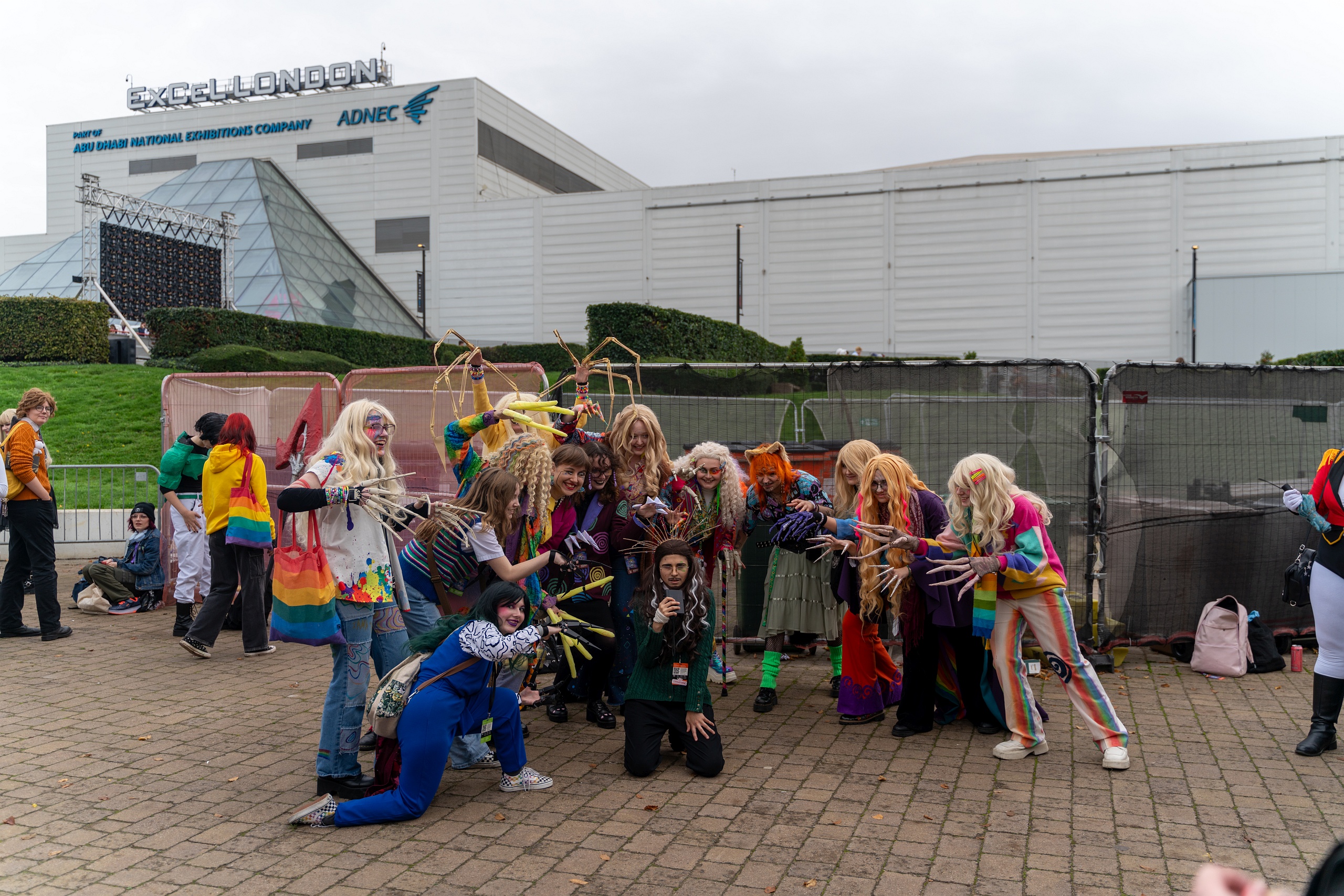 MCM Comic Con London 2024 (barnis_yoshi_artwork) - 161