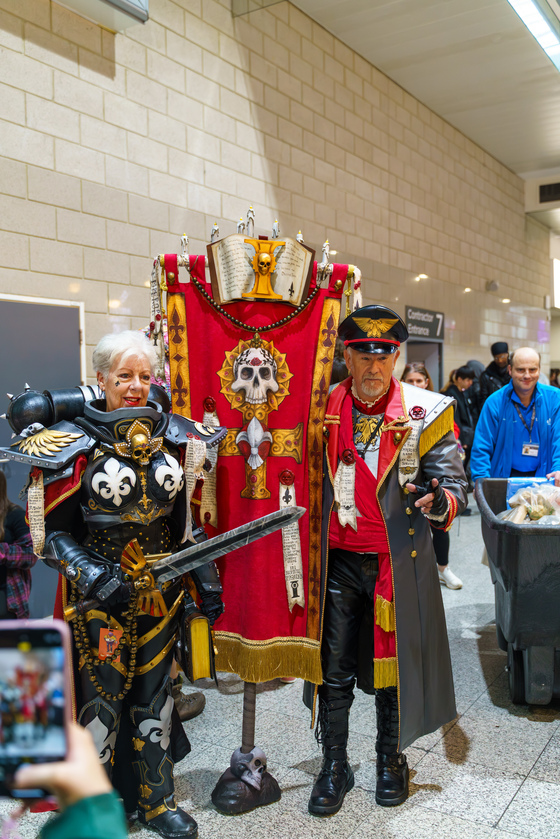 MCM London October 2025 - Cosplay Portraits (barnis_yoshi_artwork) - 018