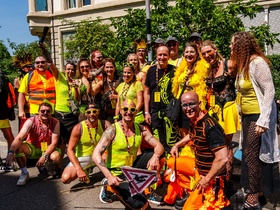 Street Parade 2025 - SYNERGY Love Mobile 2025 - Portraits, Gruppenfotos, Selfies - Part 1 - 003