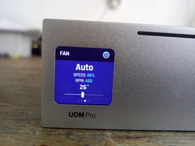 UDM-PRO, Display Leerlauf