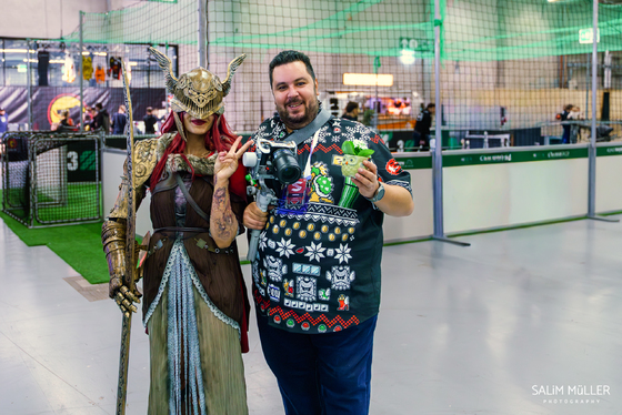 HeroFest 2025 - Friends and Selfies - 012