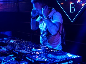 Madwave Birthday DAYTRANCE at Club Bellevue - 006