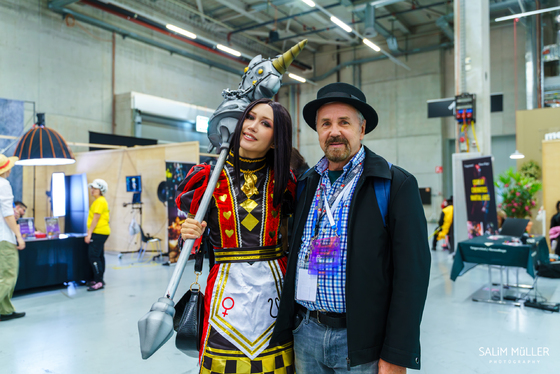 HeroFest 2025 - Friends and Selfies - 014
