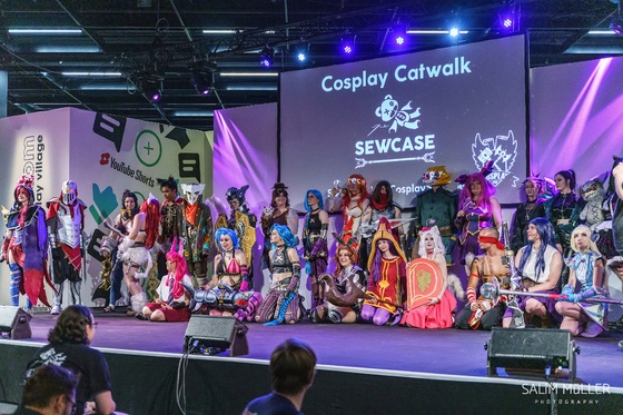 Gamescom 2022 - Day 1 - Sewcase LoL Cosplay Catwalk - 131