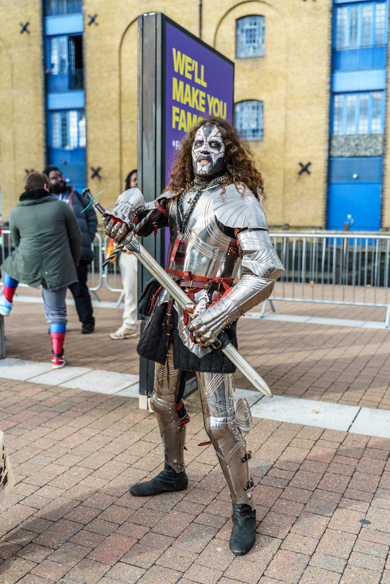 MCM London October 2025 - Cosplay Portraits (barnis_yoshi_artwork) - 003