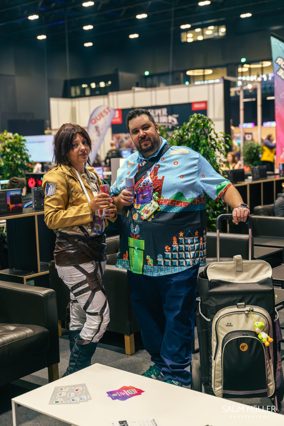 HeroFest 2025 - Friends and Selfies - 005