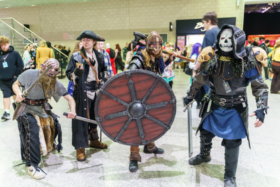 MCM London October 2025 - Cosplay Portraits (barnis_yoshi_artwork) - 037